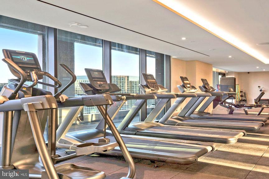 THE BORO TYSONS - Residential