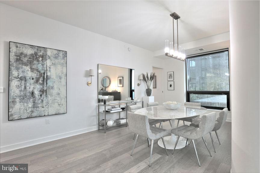 THE BORO TYSONS - Residential