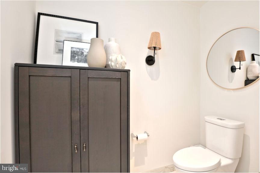 THE BORO TYSONS - Residential