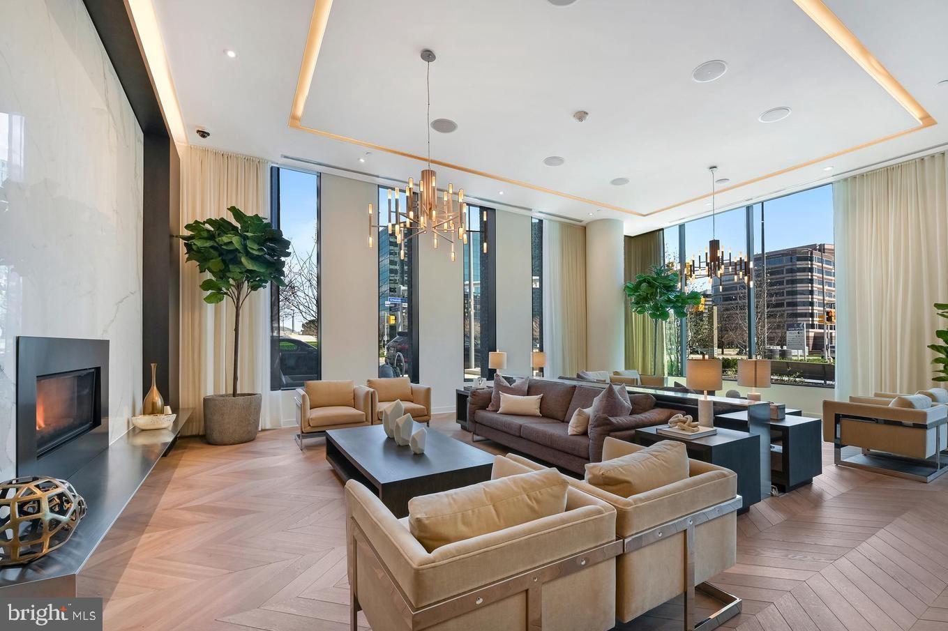 THE BORO TYSONS - Residential