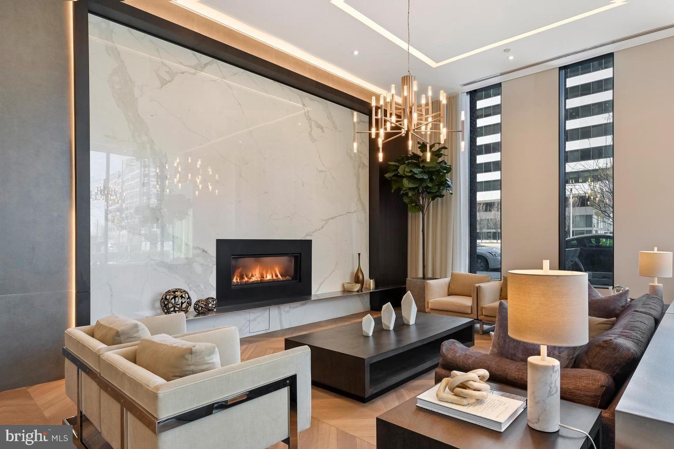 THE BORO TYSONS - Residential