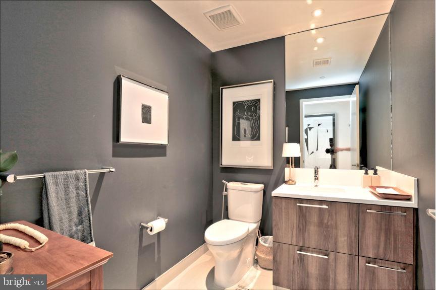 THE BORO TYSONS - Residential