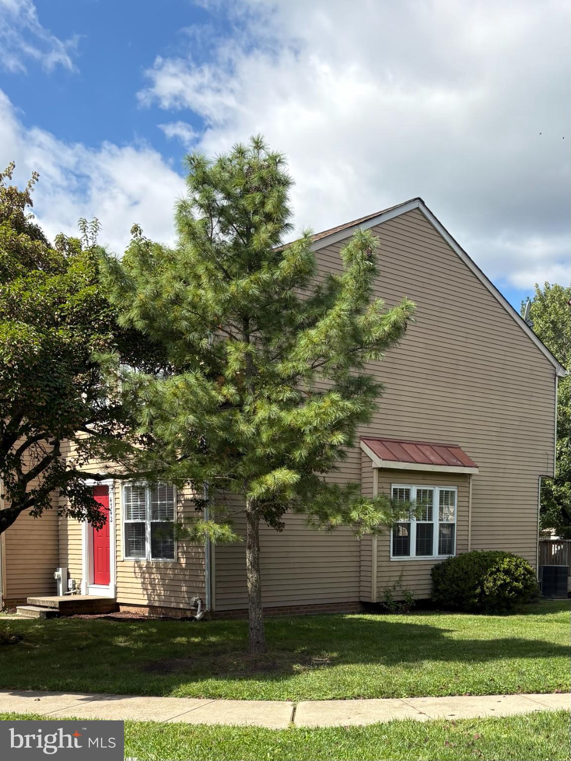 RIVERSIDE - Residential