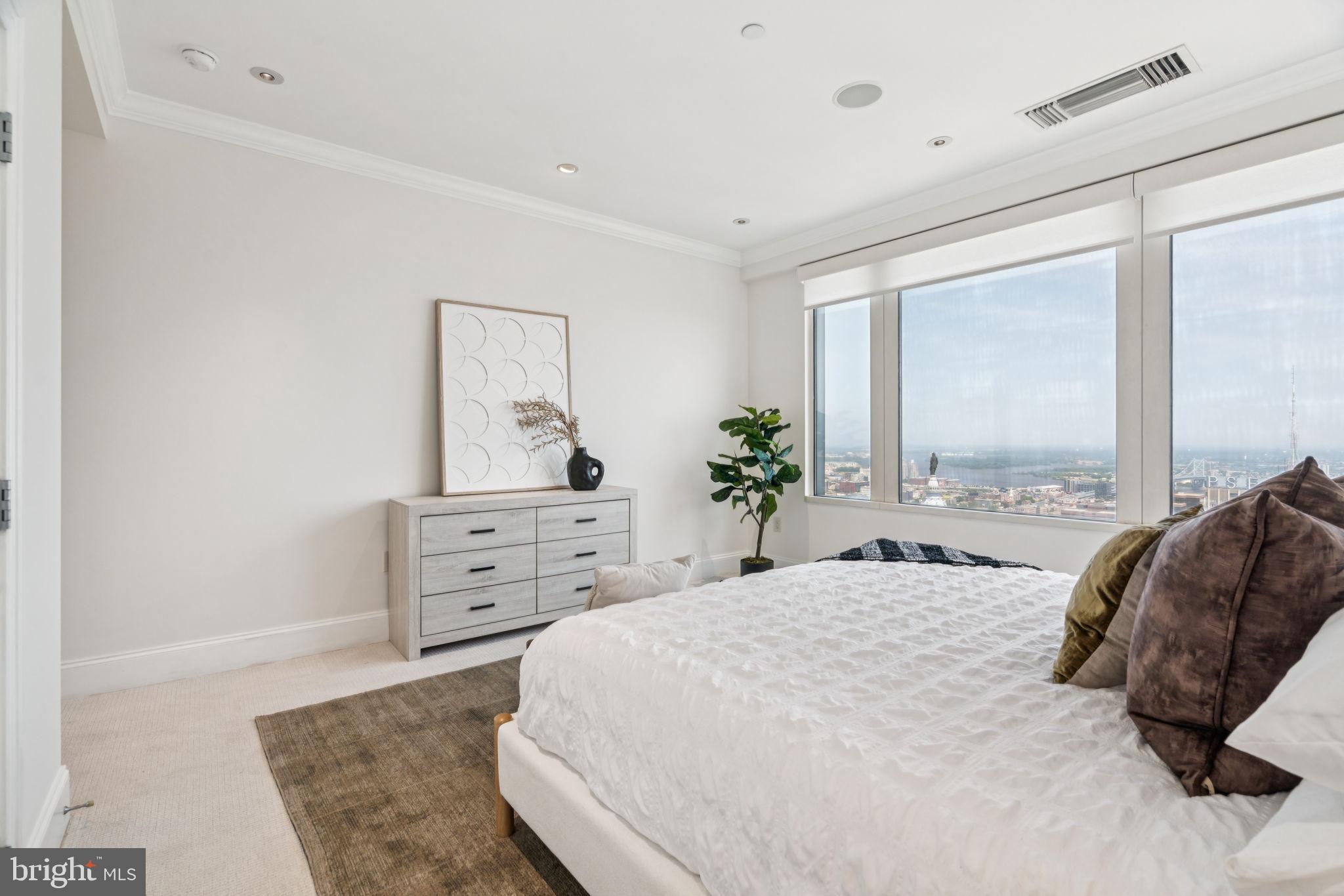 CENTER CITY - Residential