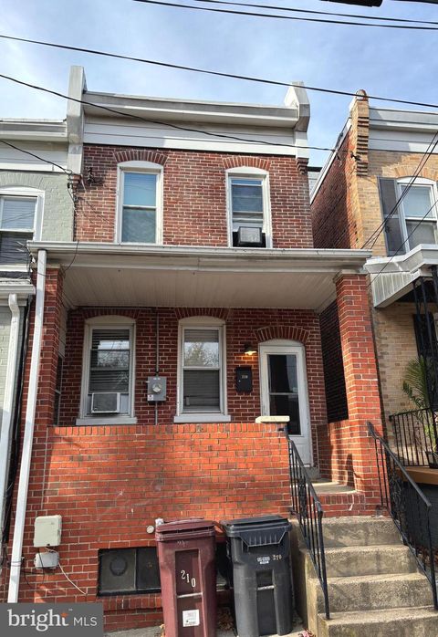 Photo of 210 5th Avenue, WILMINGTON, DE 19805 (MLS # DENC2091944) Photo of 210 5th Avenue, WILMINGTON, DE 19805 (MLS # DENC2091944)