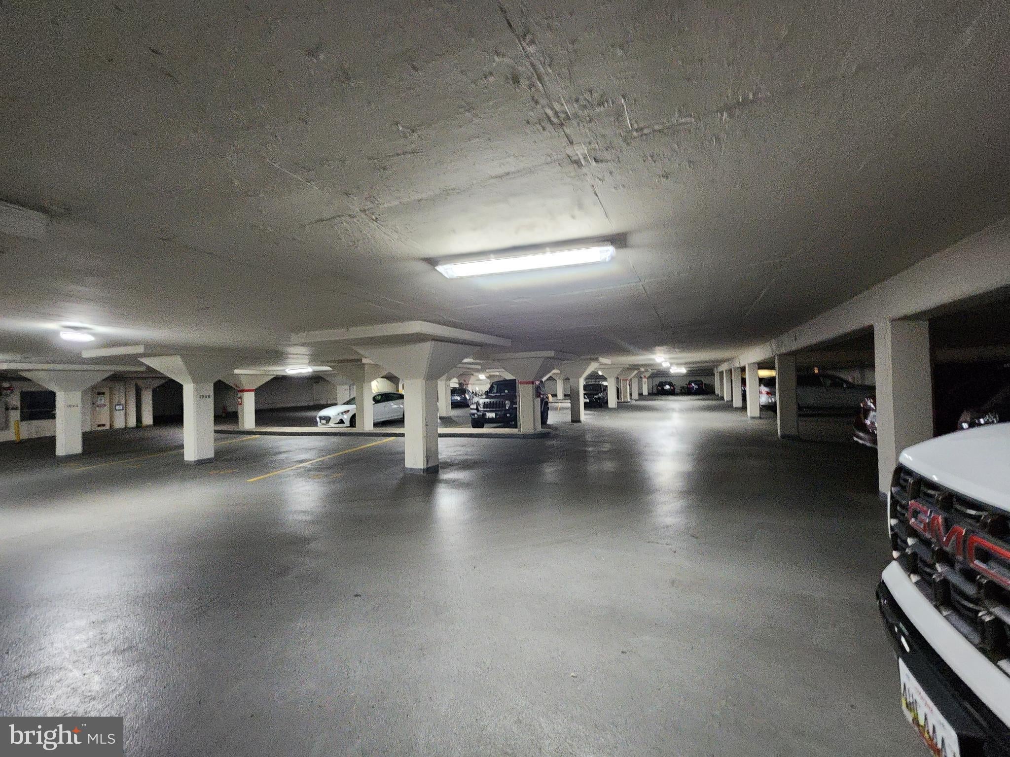 3601 GREENWAY P 1030