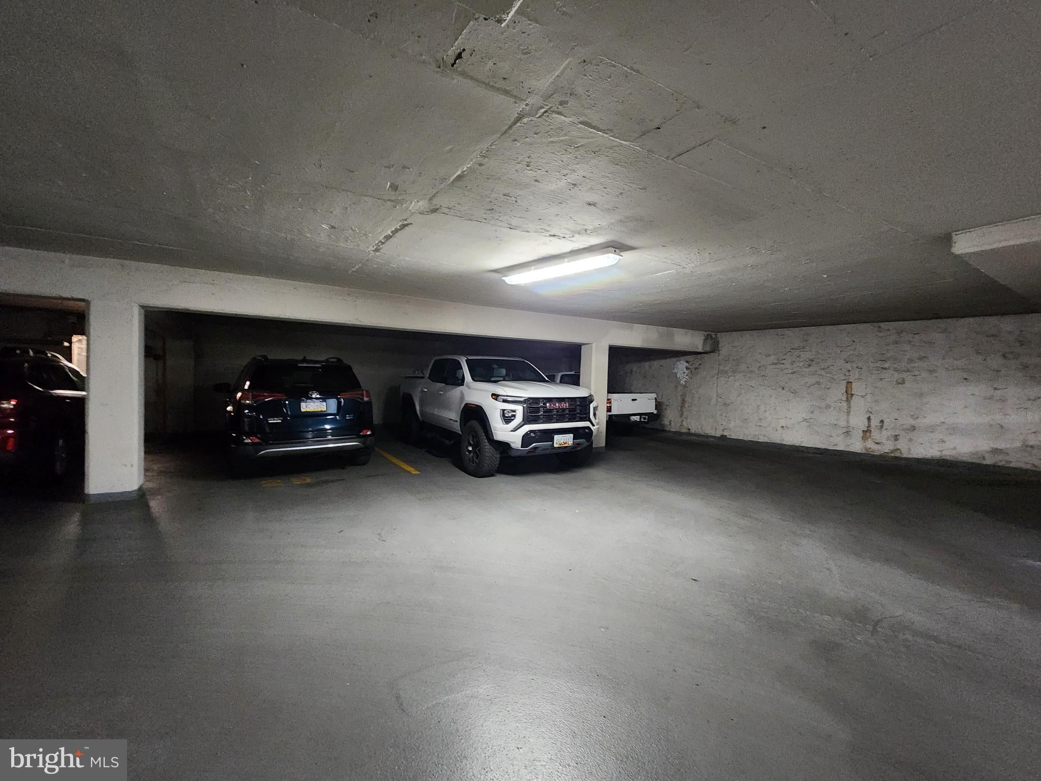 3601 GREENWAY P 1030