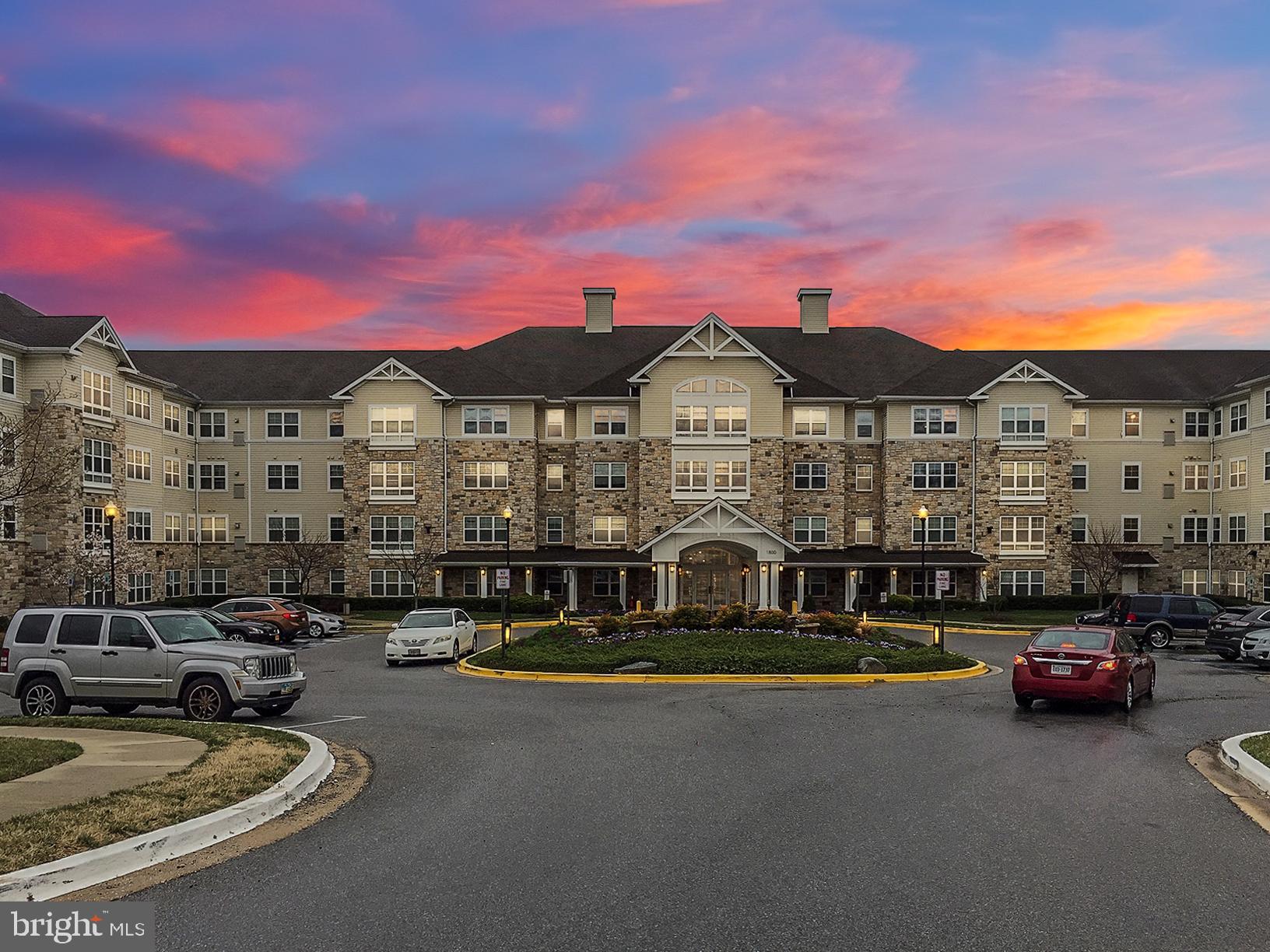 CHESTNUT OAKS CONDOMINIUM - Residential