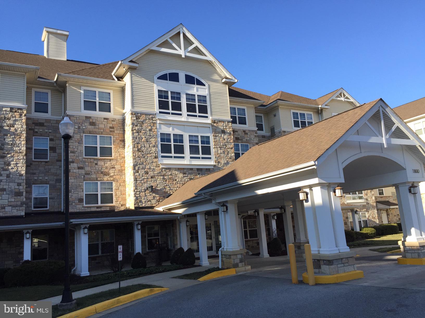 CHESTNUT OAKS CONDOMINIUM - Residential