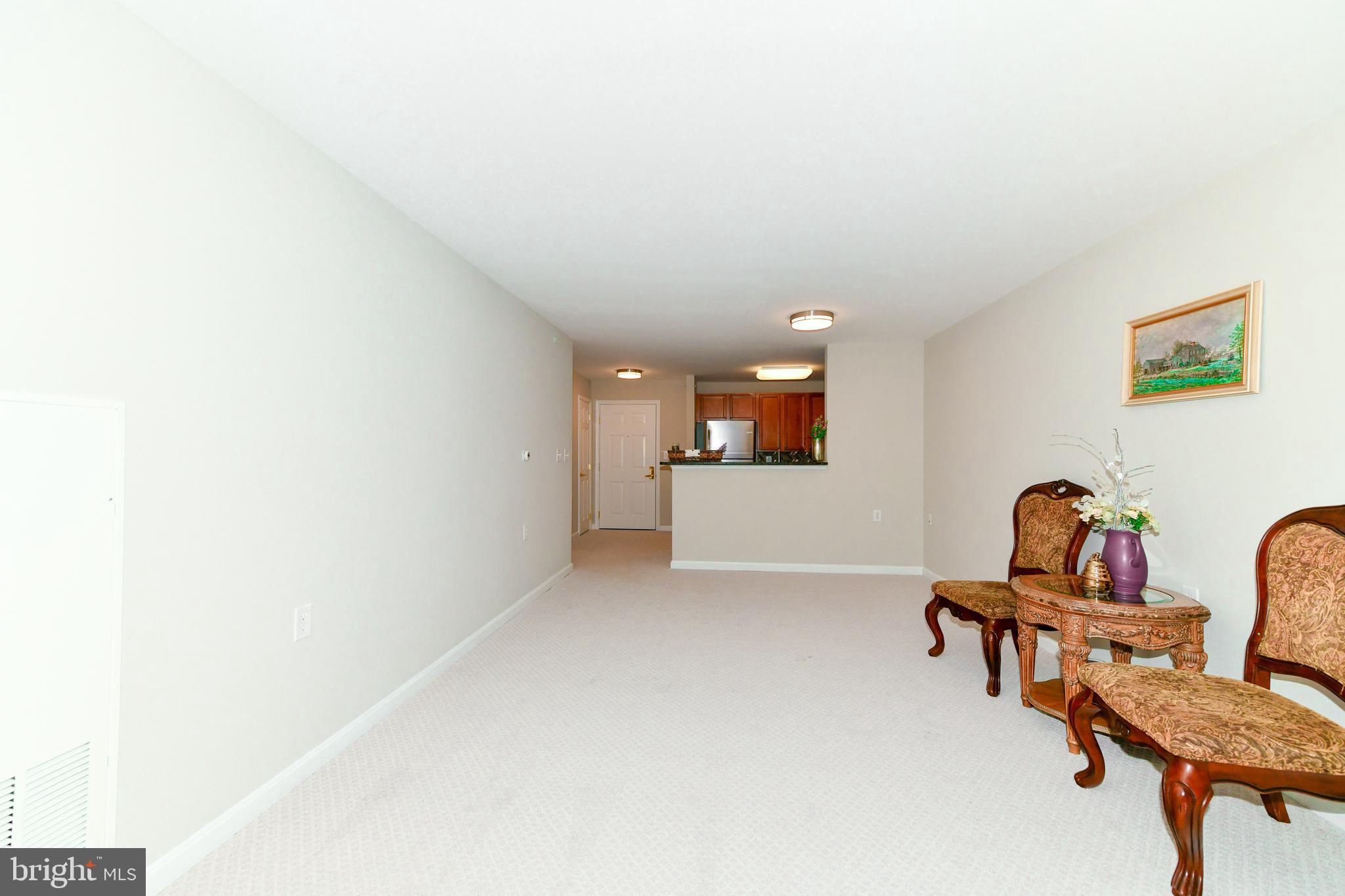 CHESTNUT OAKS CONDOMINIUM - Residential