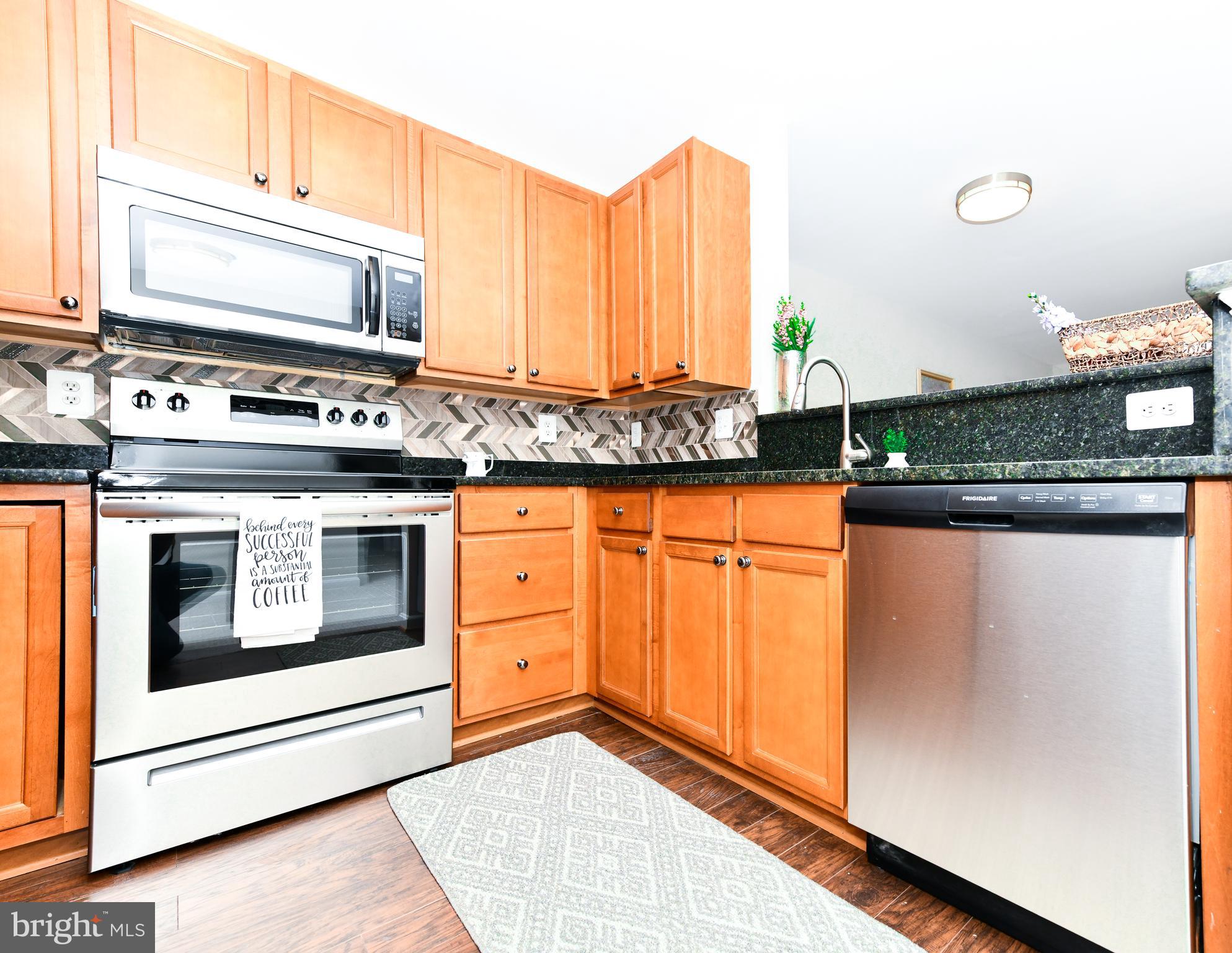 CHESTNUT OAKS CONDOMINIUM - Residential