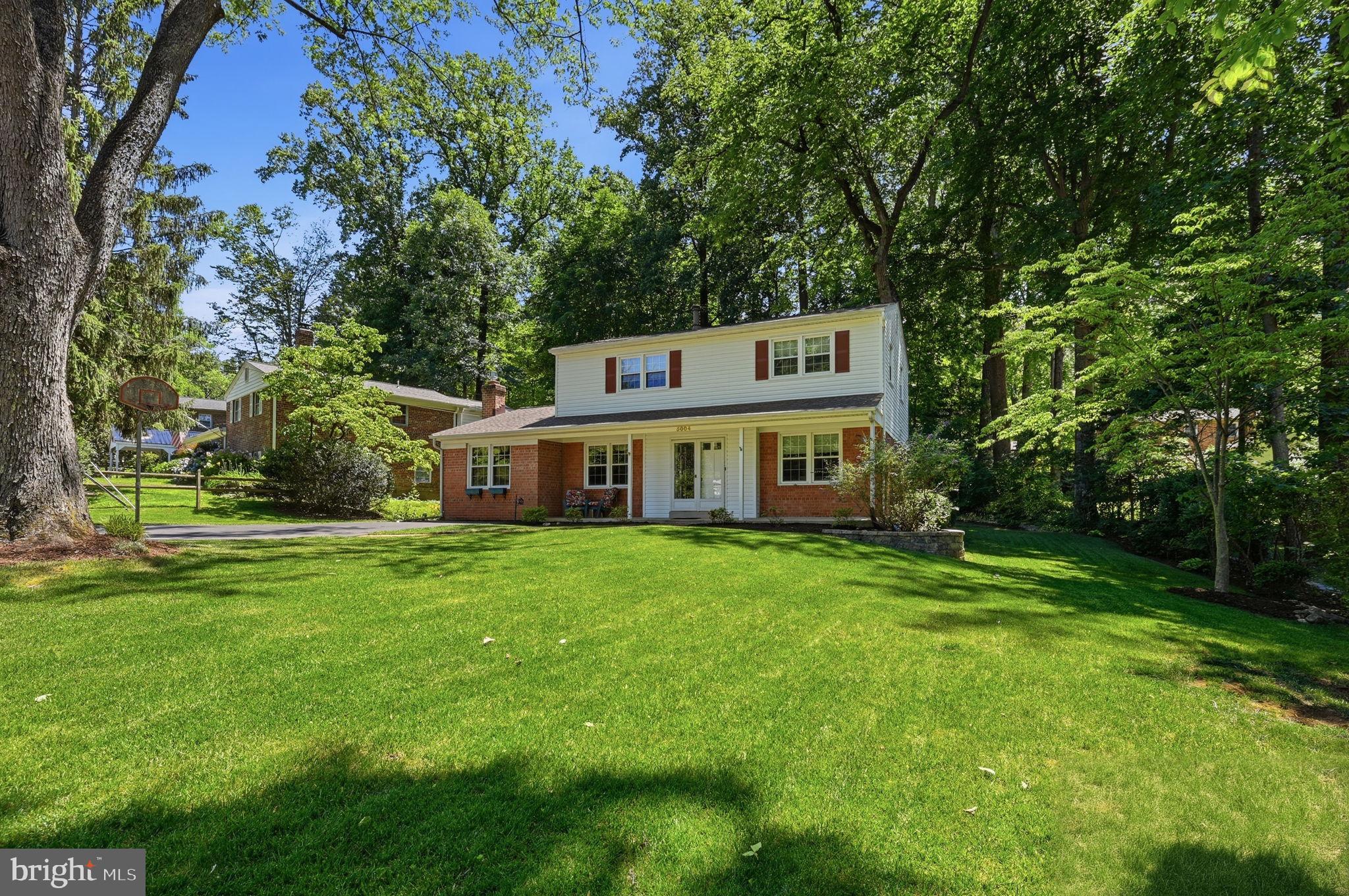 5004 LINETTE LANE