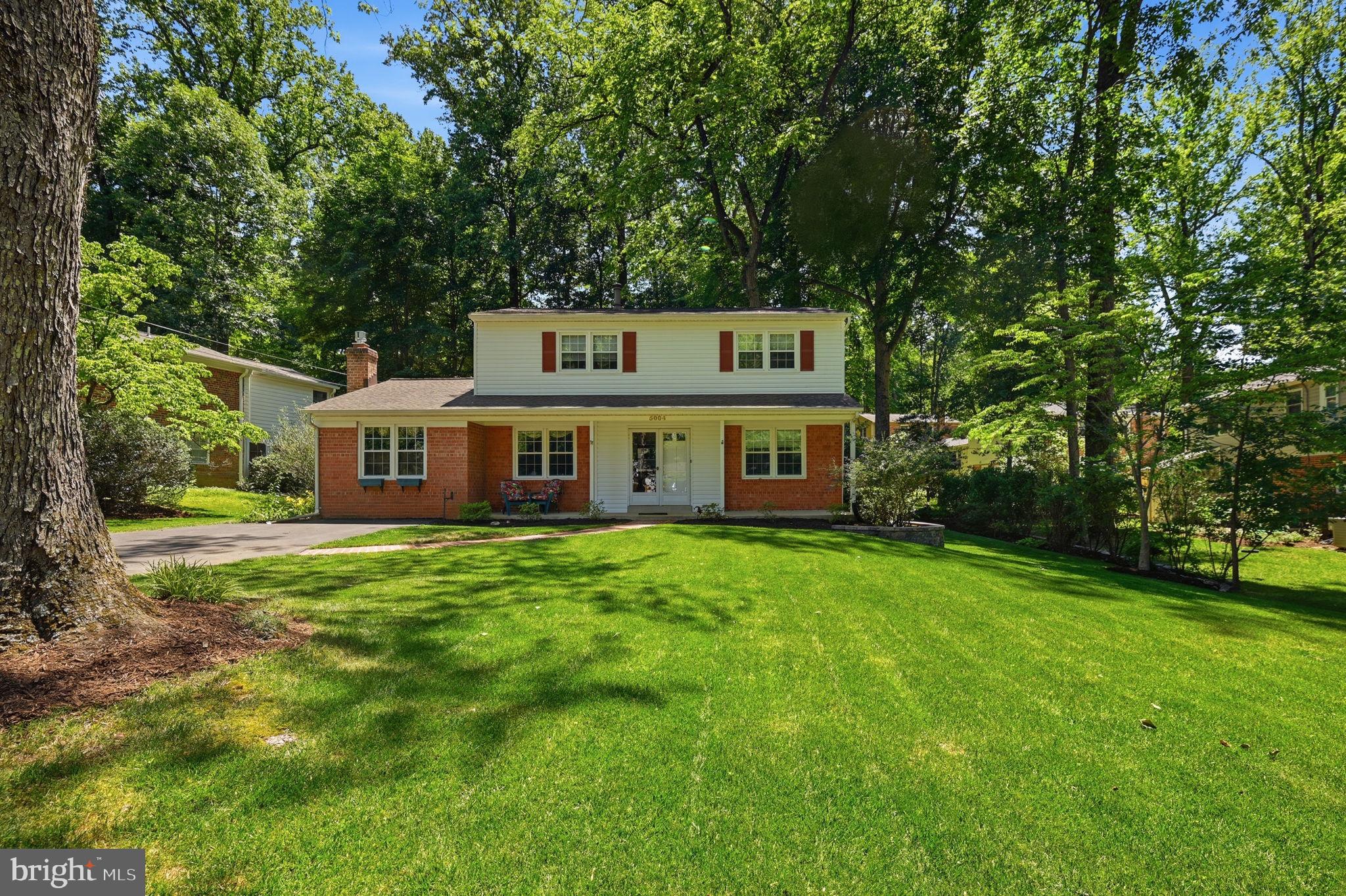 5004 LINETTE LANE
