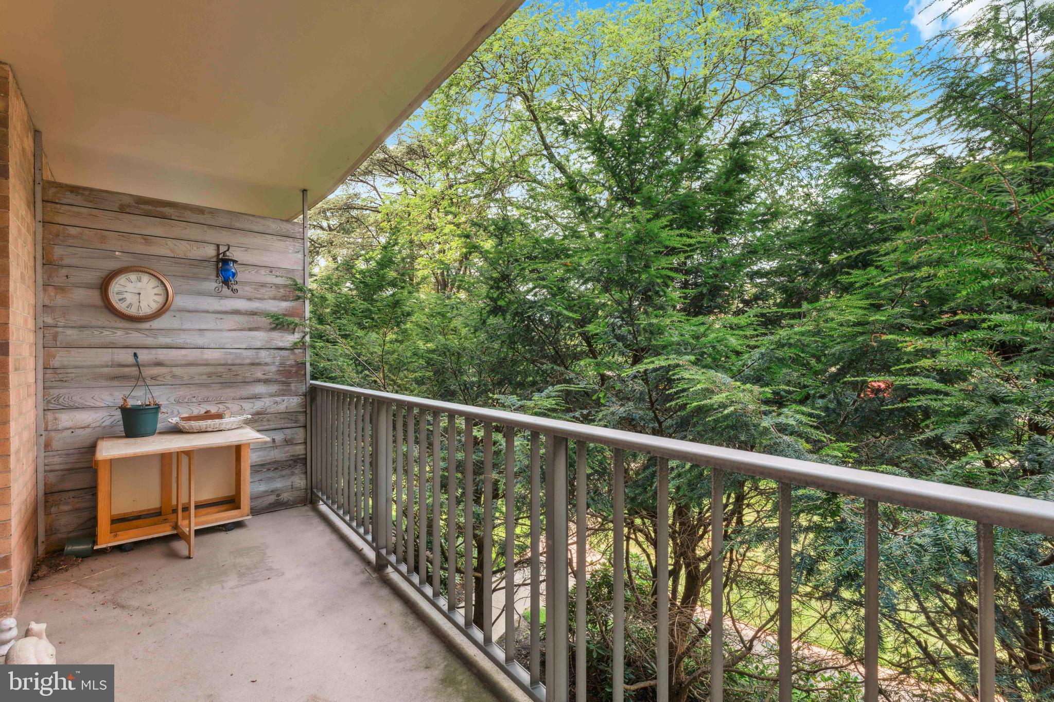 BEAVER HILL - Residential