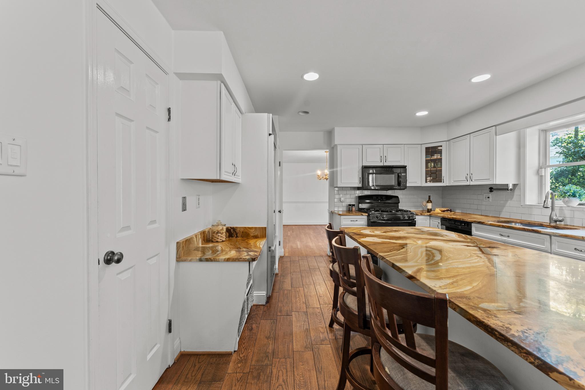MOUNT WASHINGTON - Residential