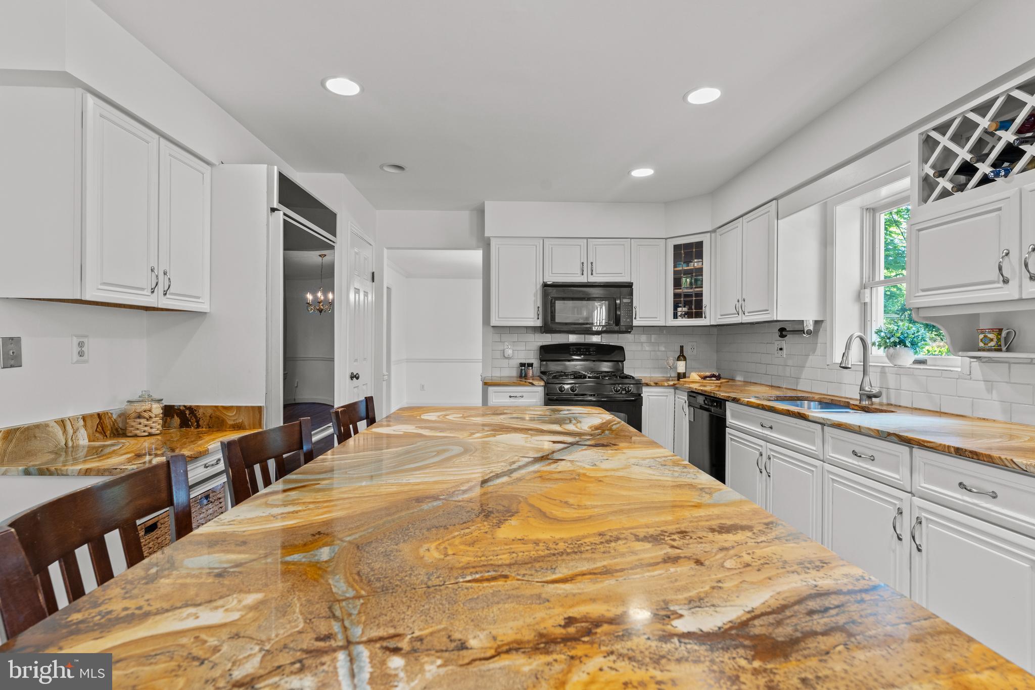 MOUNT WASHINGTON - Residential