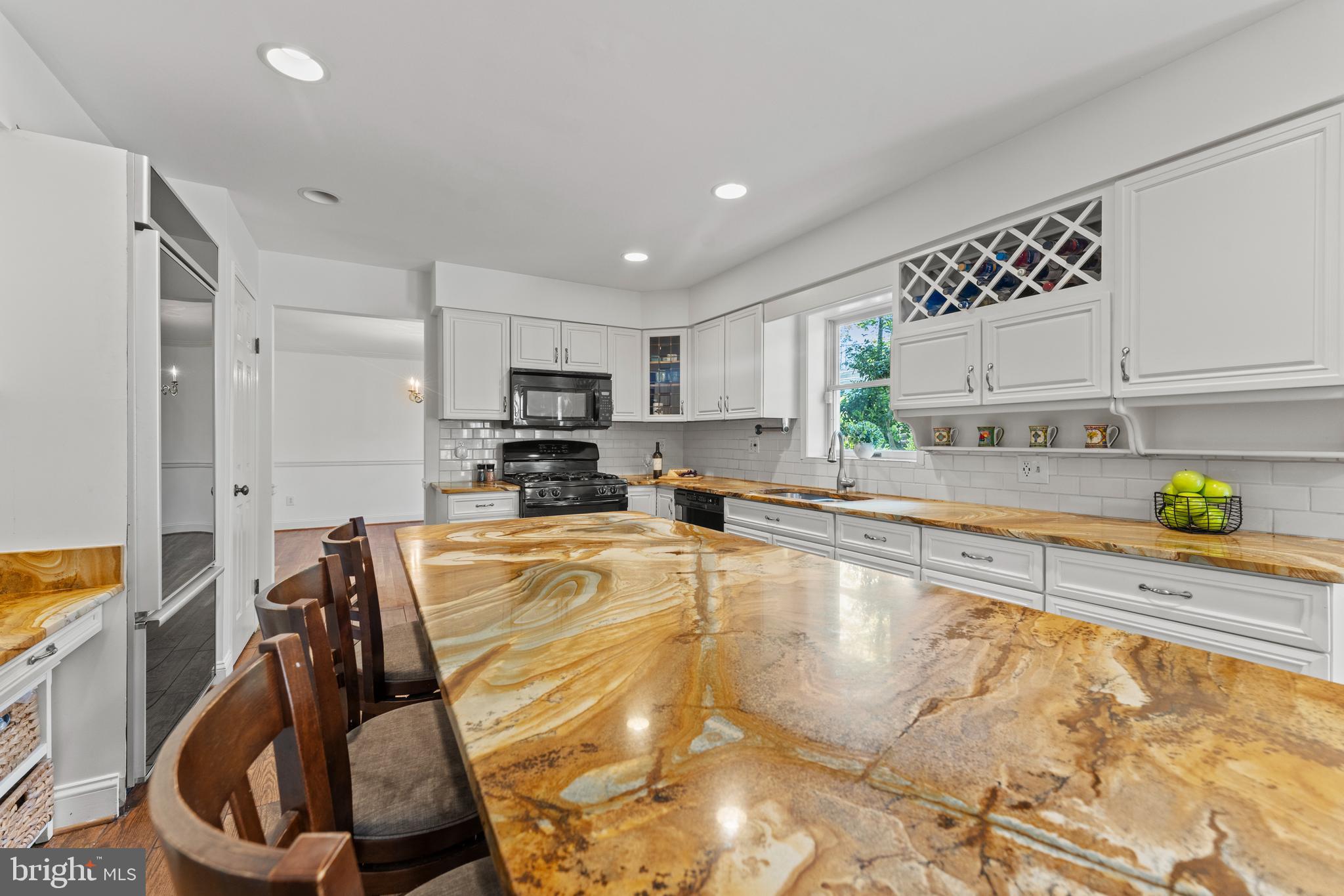 MOUNT WASHINGTON - Residential