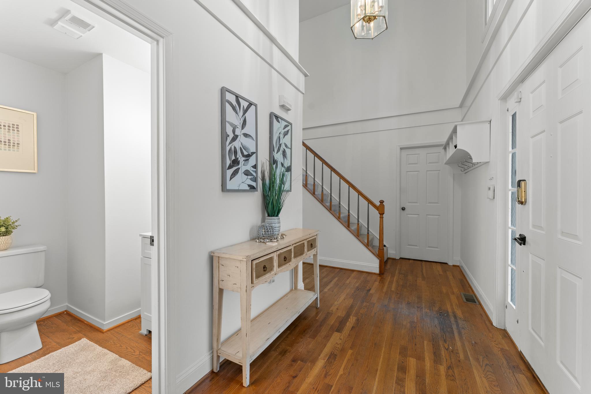 2013 W ROGERS AVENUE
