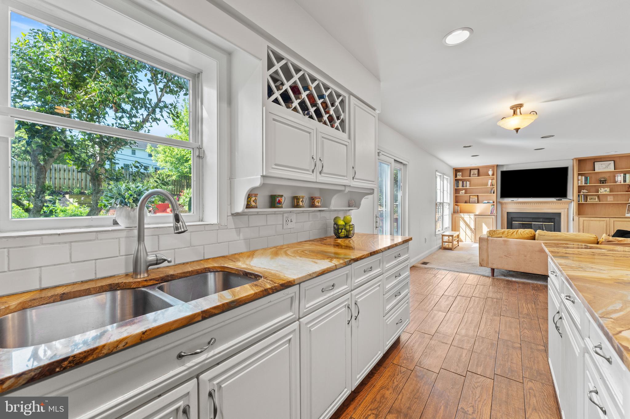 MOUNT WASHINGTON - Residential
