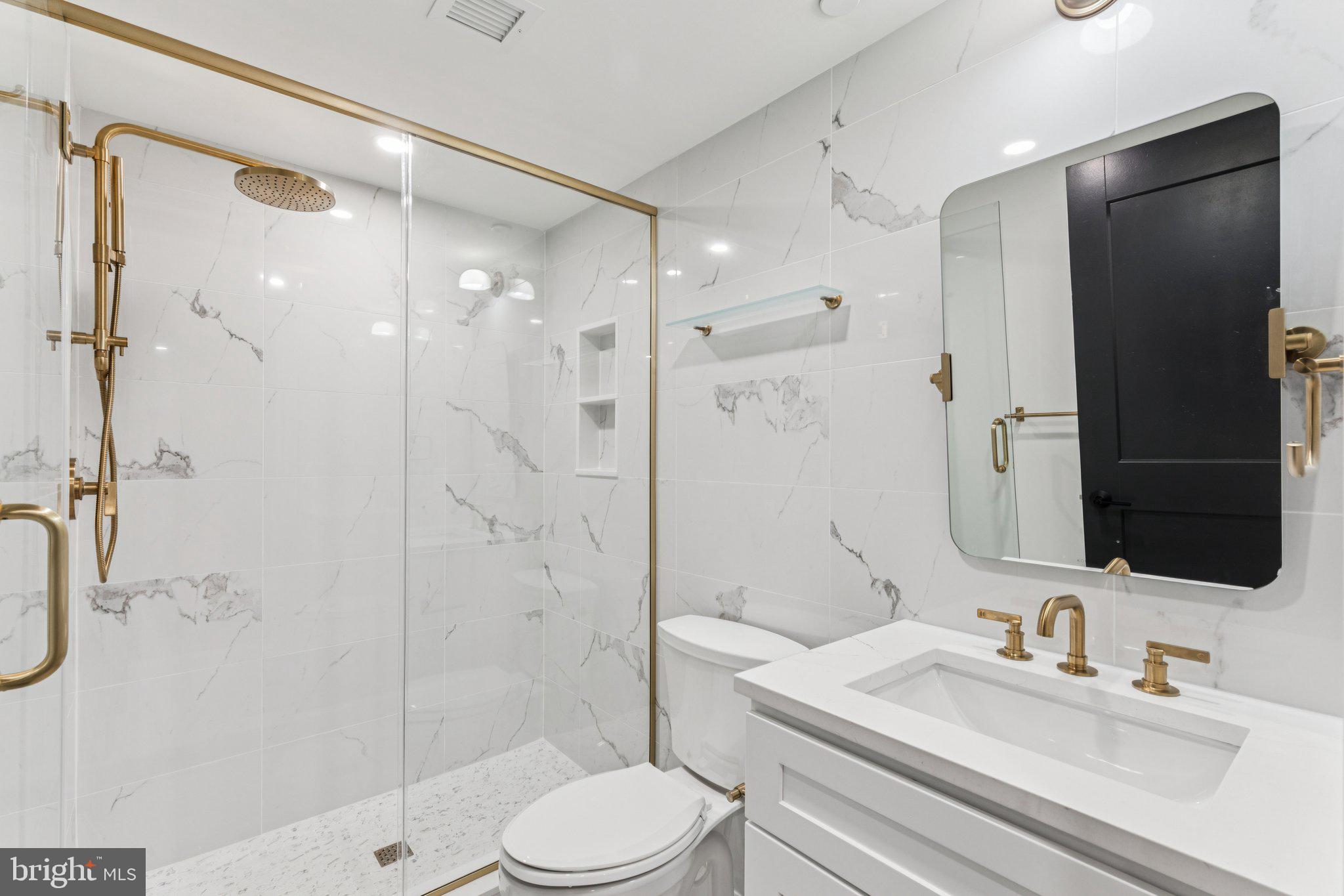 RITTENHOUSE SQUARE - Residential Lease