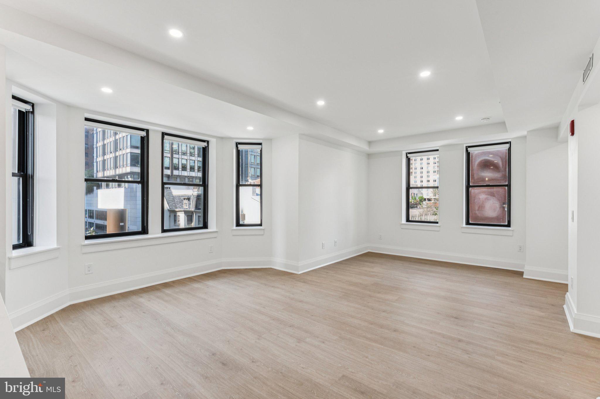 RITTENHOUSE SQUARE - Residential Lease