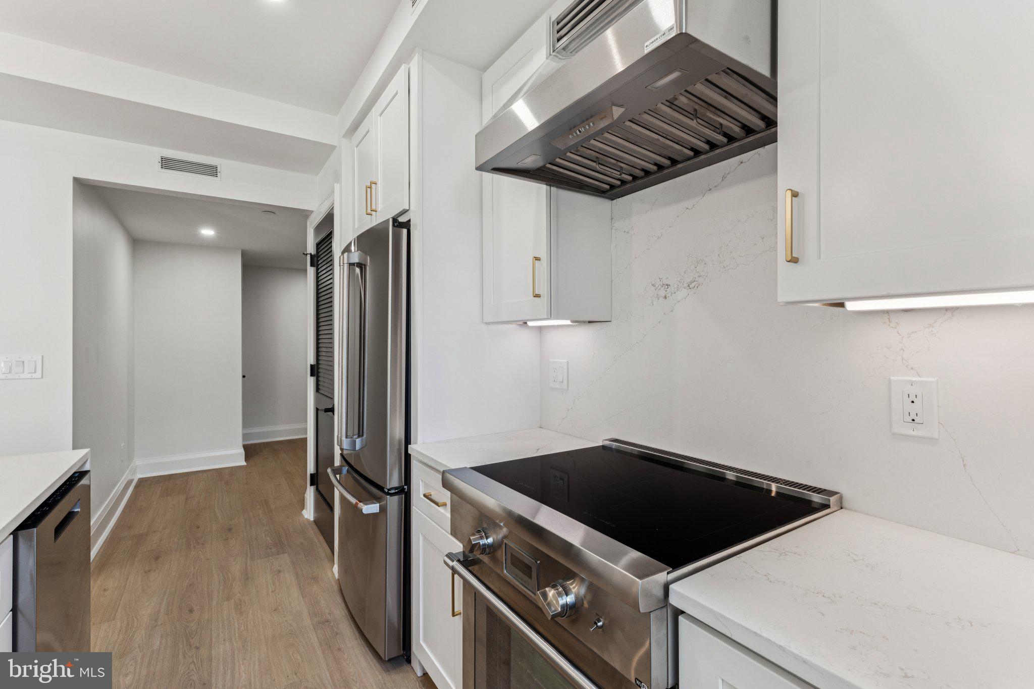 RITTENHOUSE SQUARE - Residential Lease