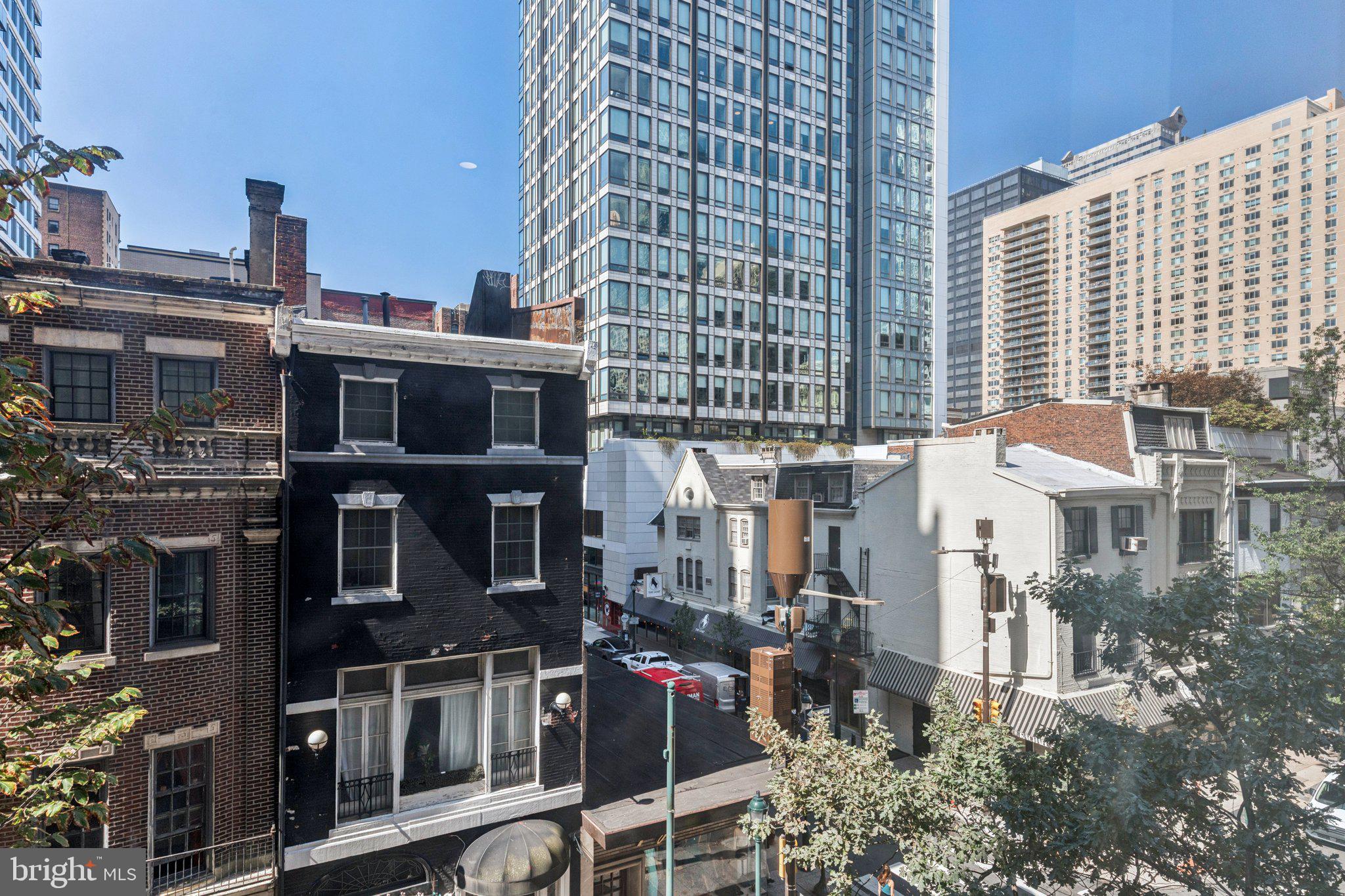 RITTENHOUSE SQUARE - Residential Lease