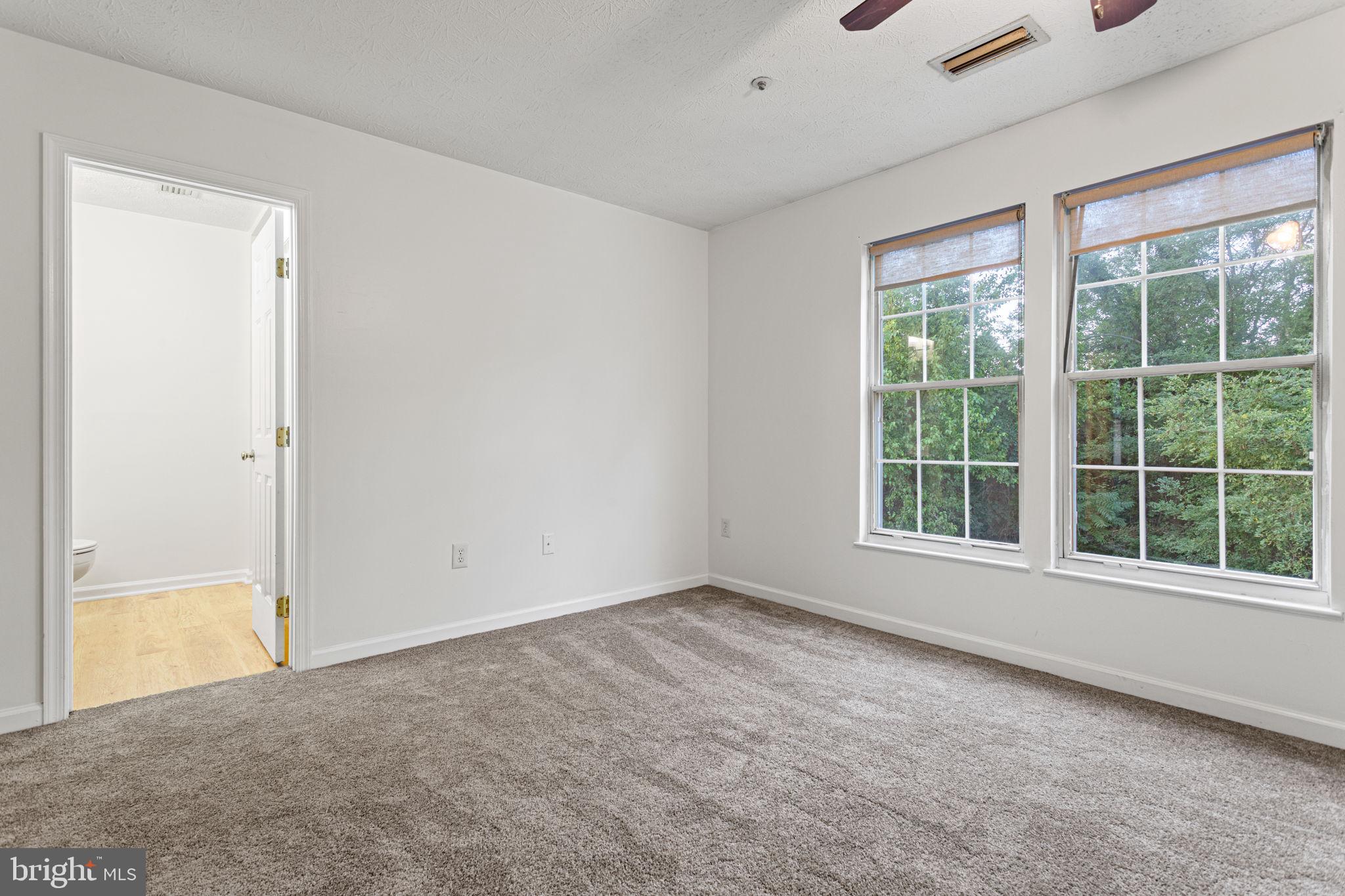 FOX CHASE - Residential