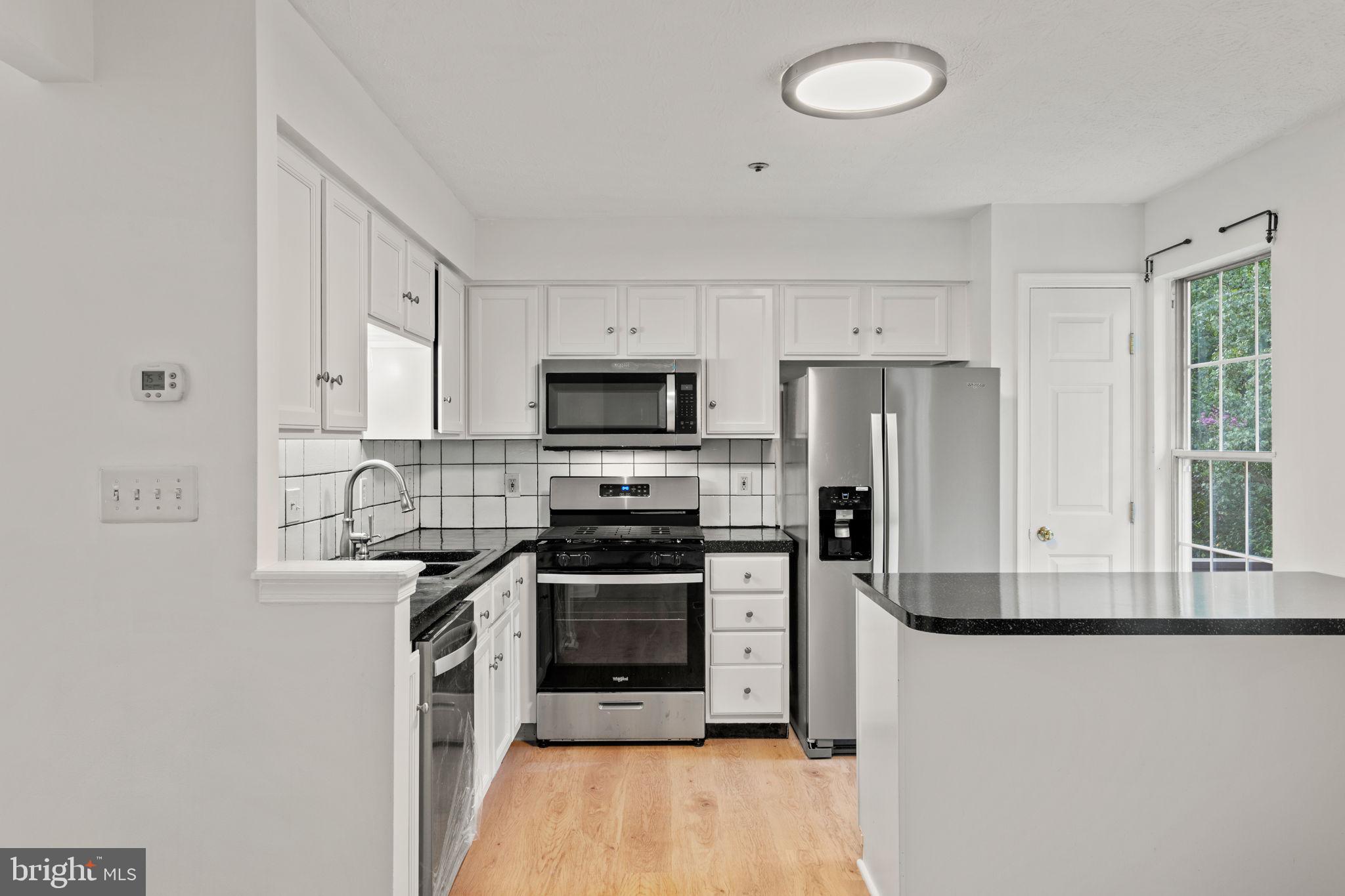 FOX CHASE - Residential