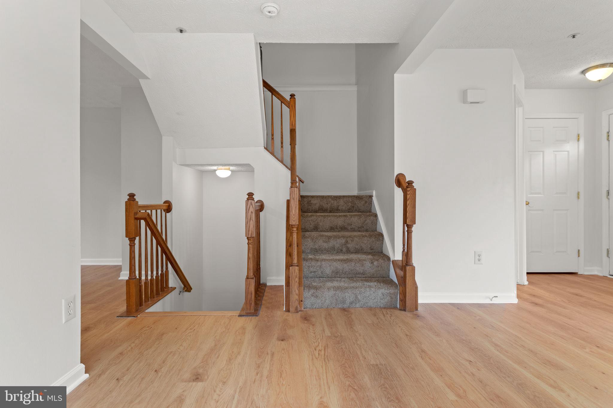 FOX CHASE - Residential