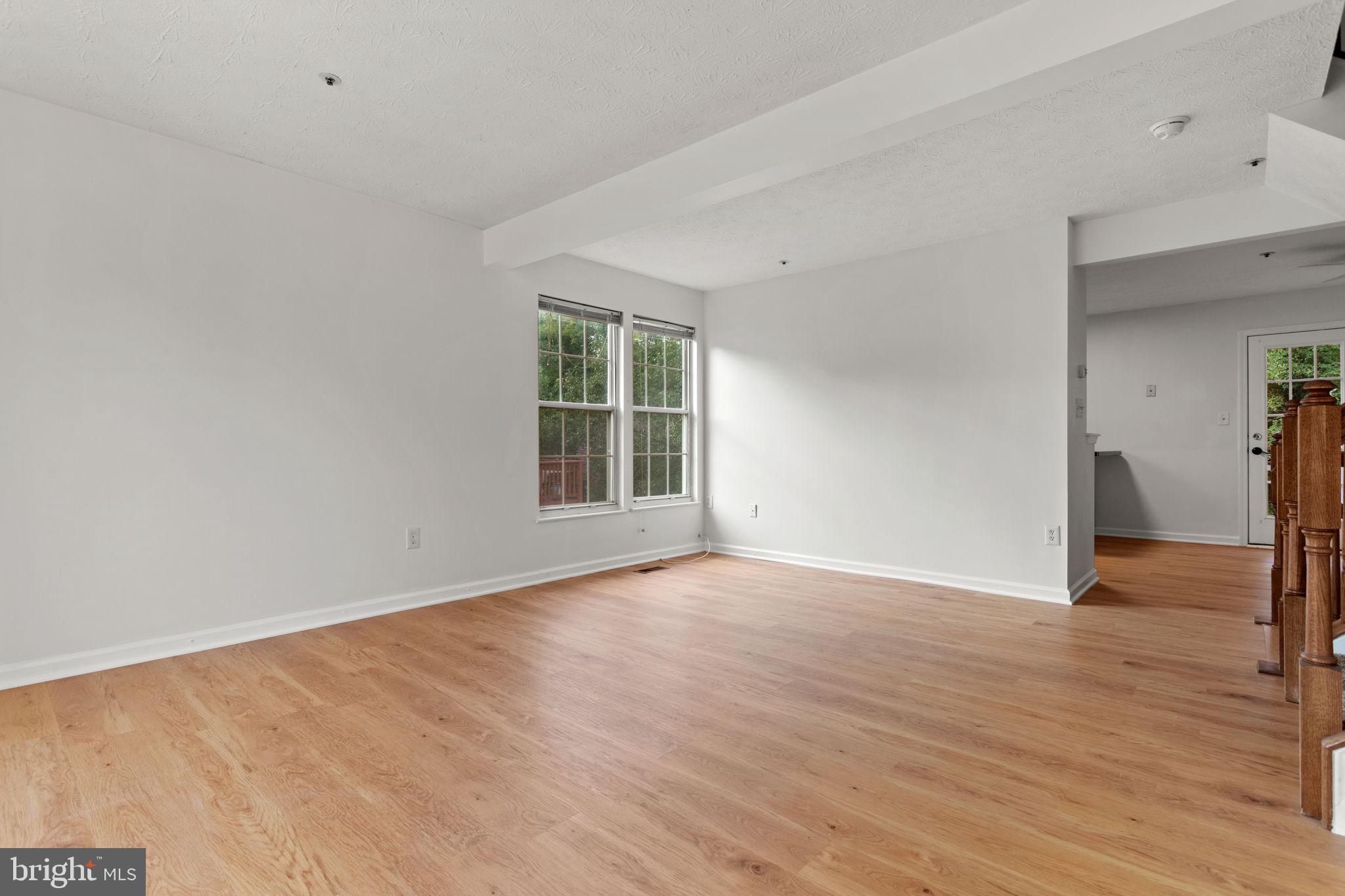 FOX CHASE - Residential