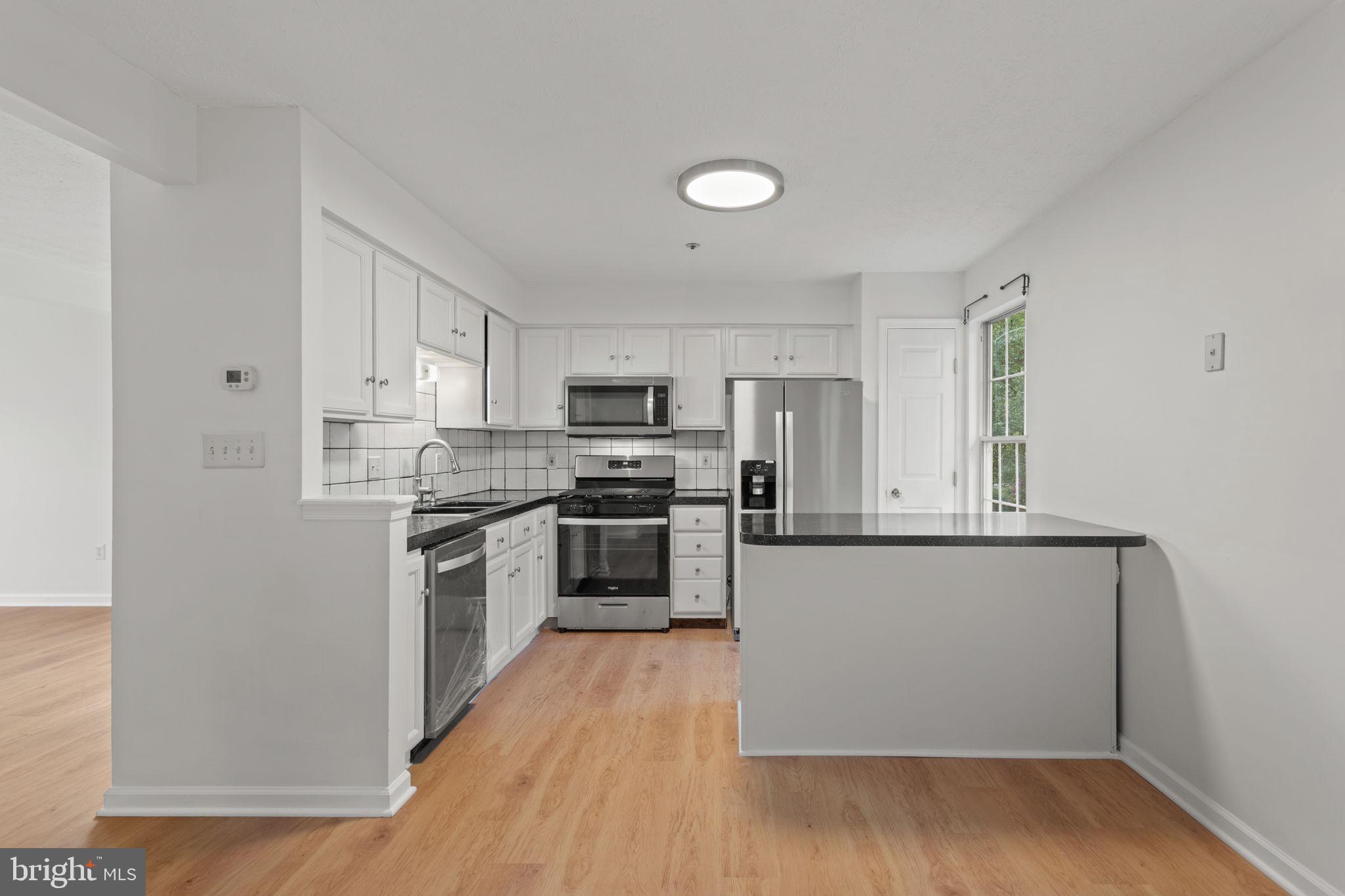 FOX CHASE - Residential