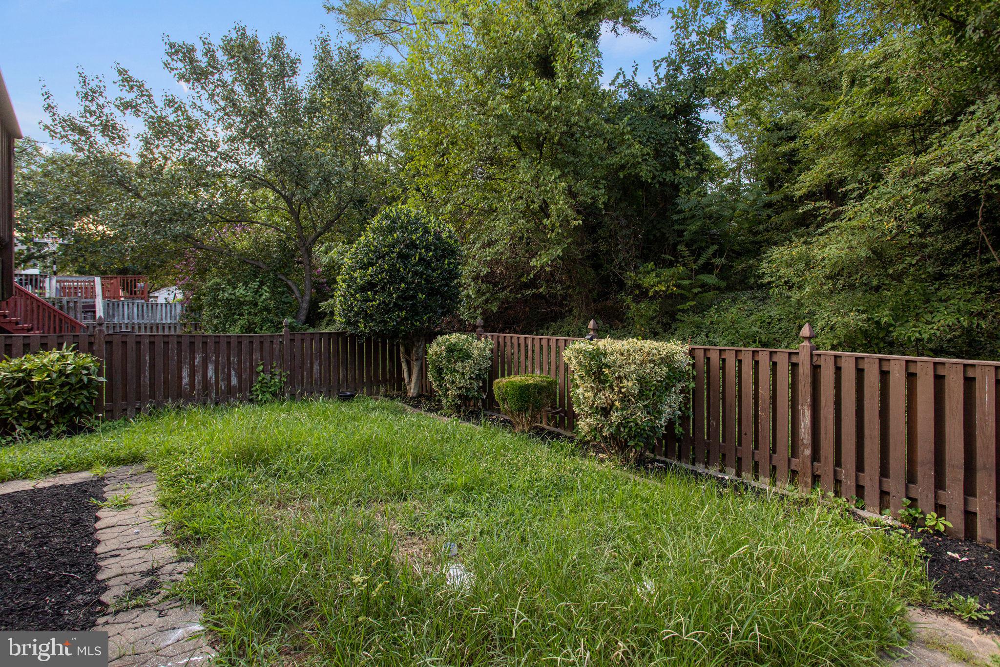 FOX CHASE - Residential