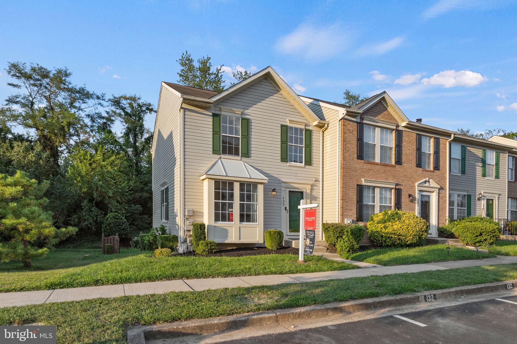 FOX CHASE - Residential