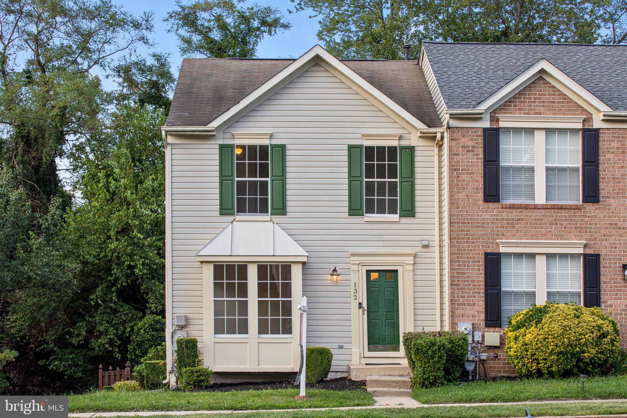 FOX CHASE - Residential