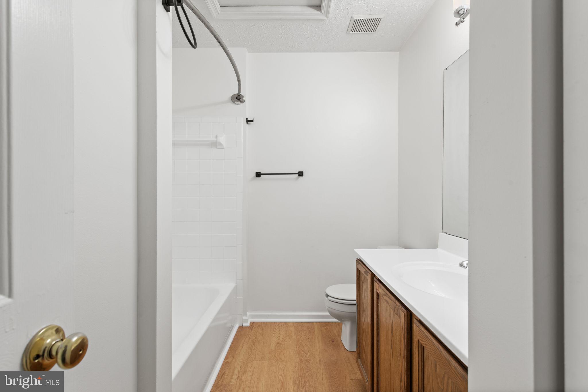 FOX CHASE - Residential