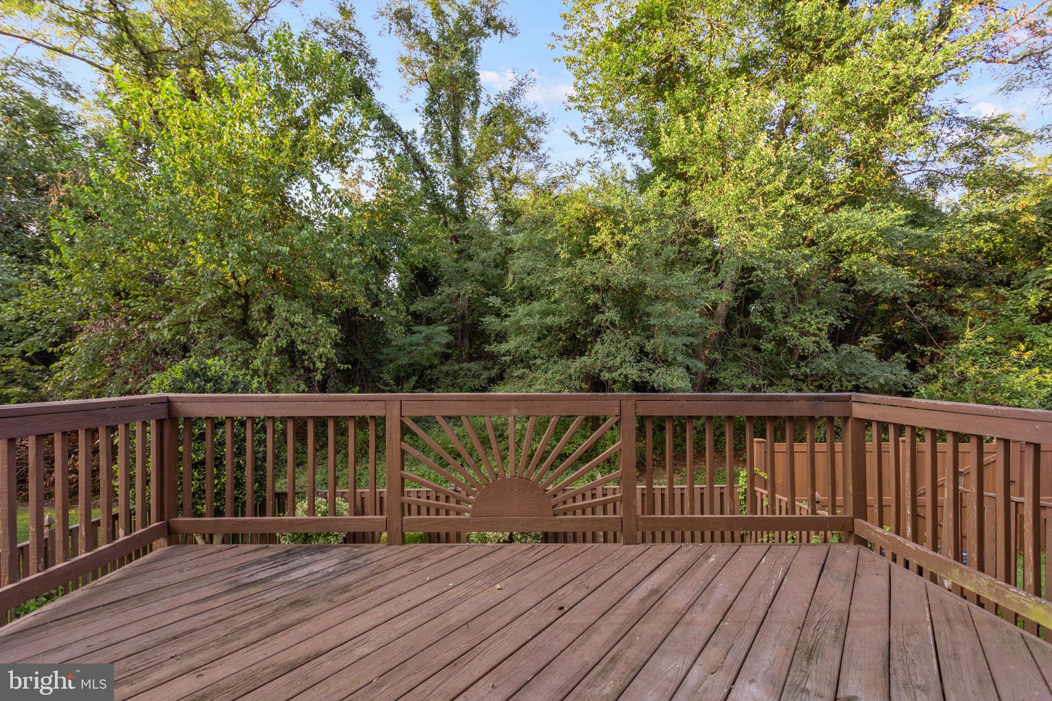 FOX CHASE - Residential