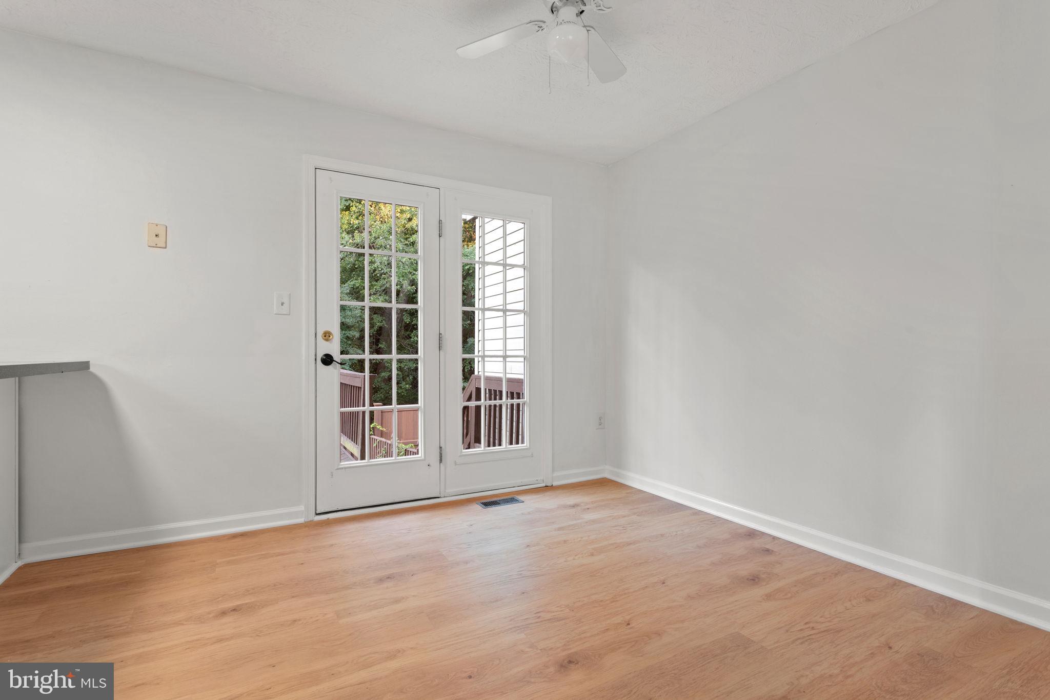 FOX CHASE - Residential