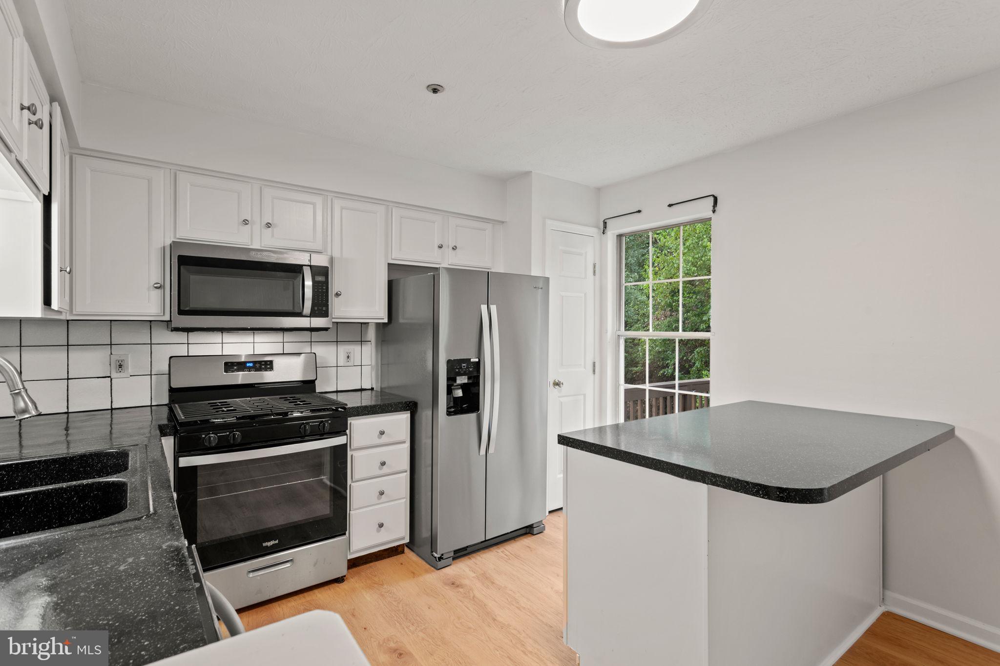 FOX CHASE - Residential