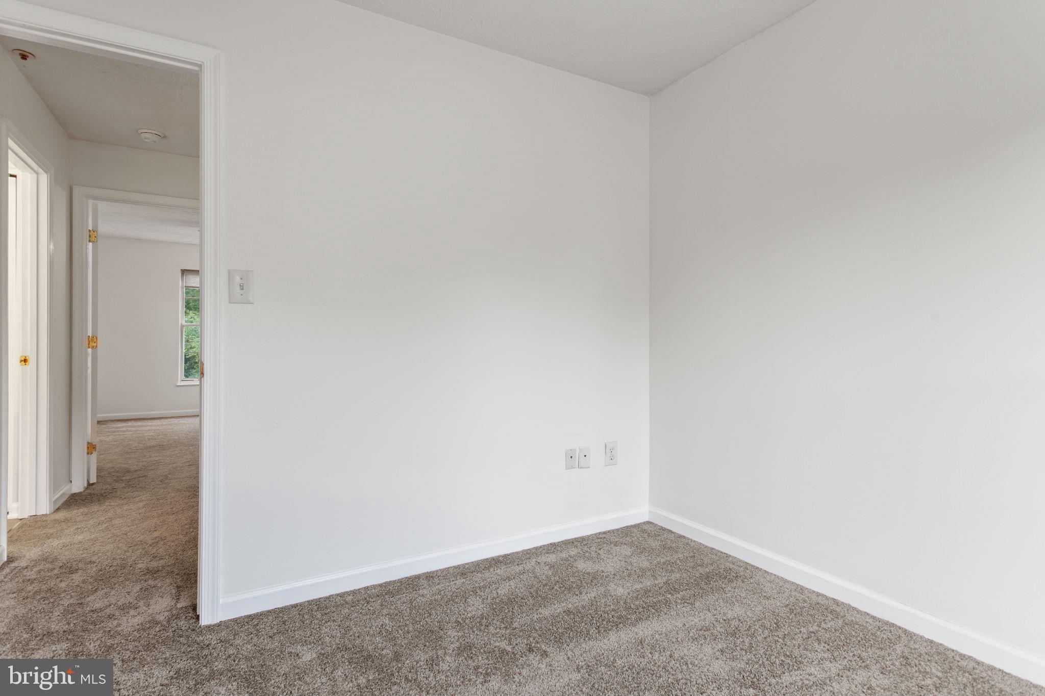 FOX CHASE - Residential