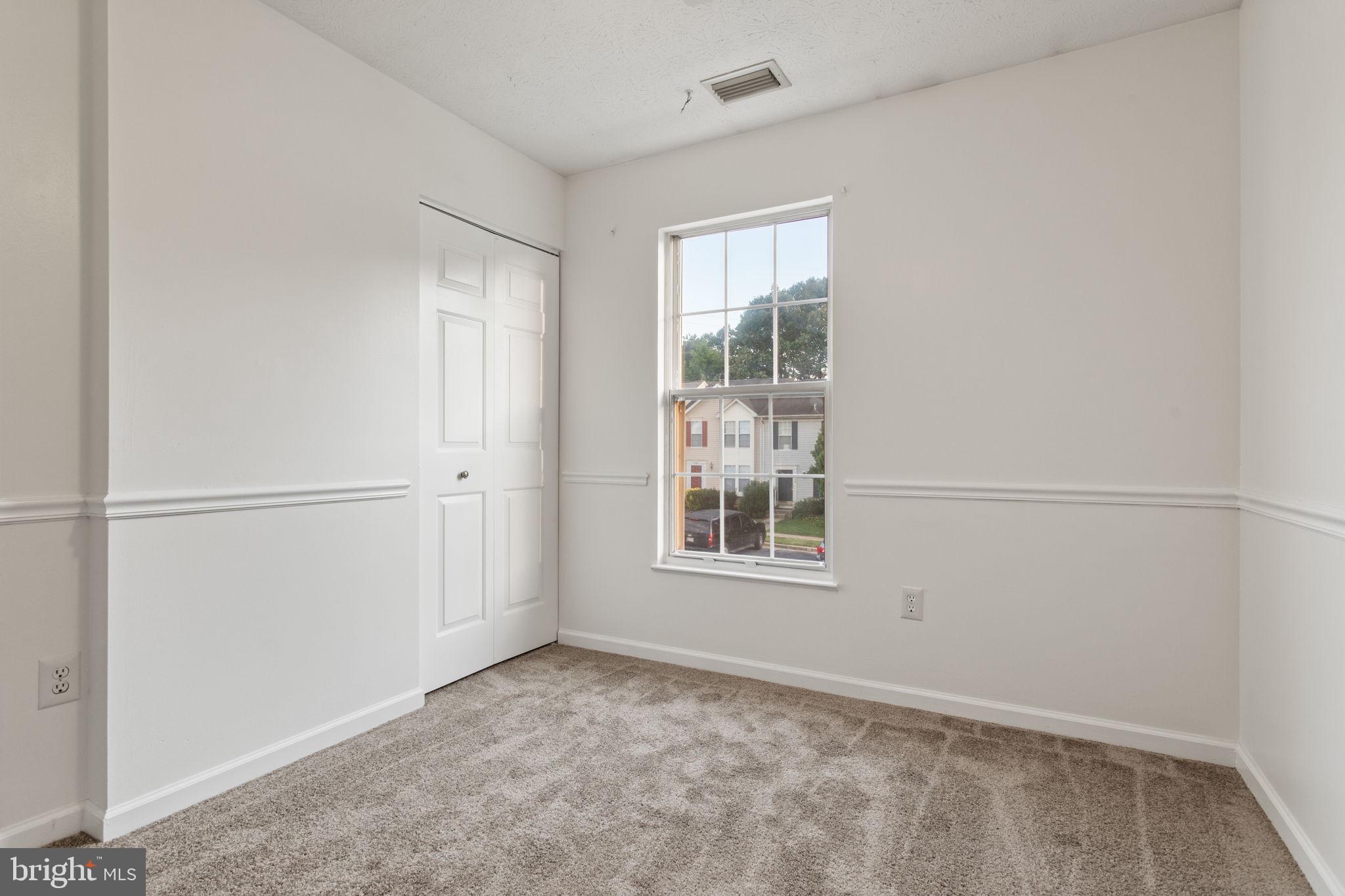 FOX CHASE - Residential