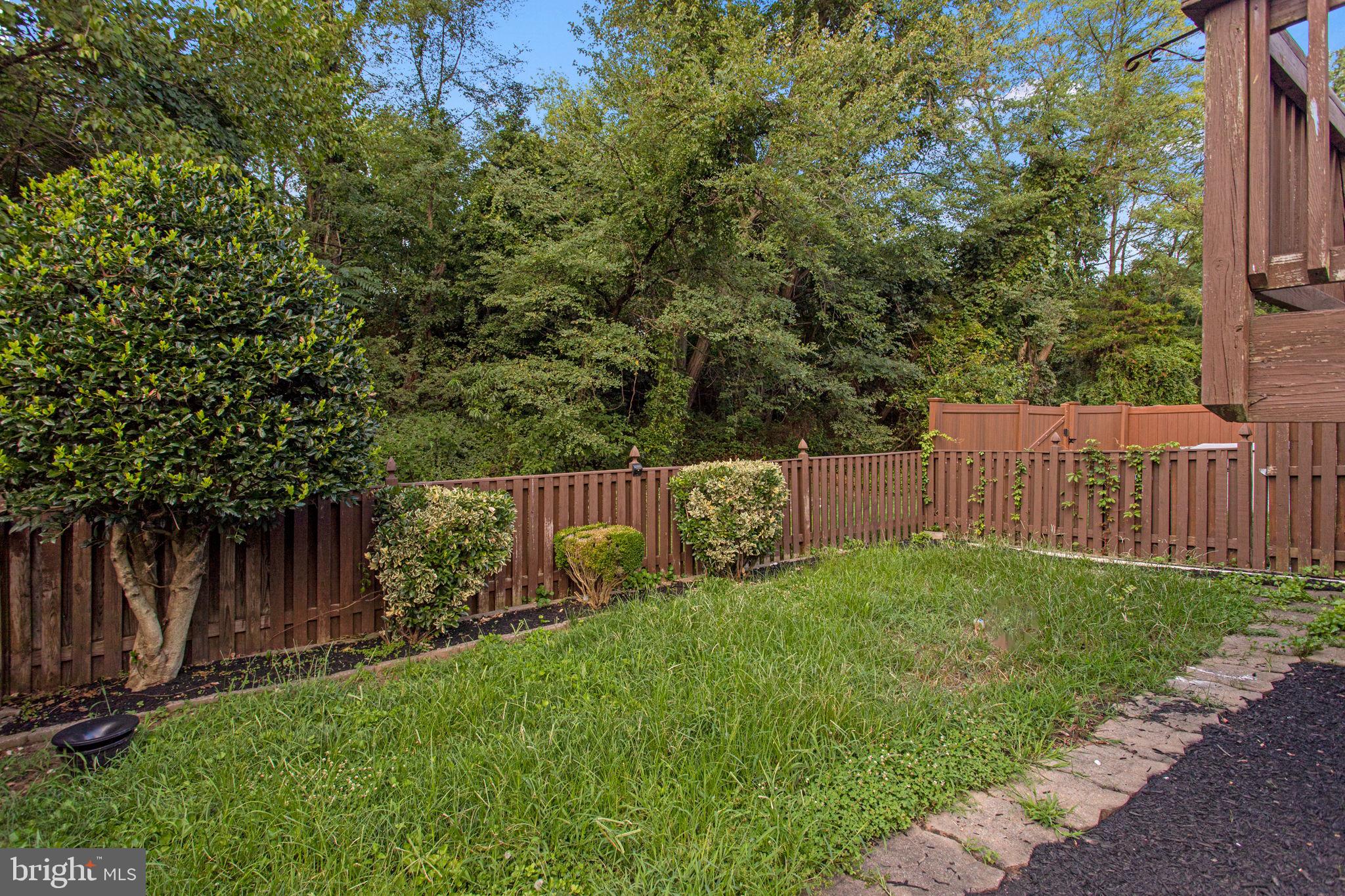 FOX CHASE - Residential