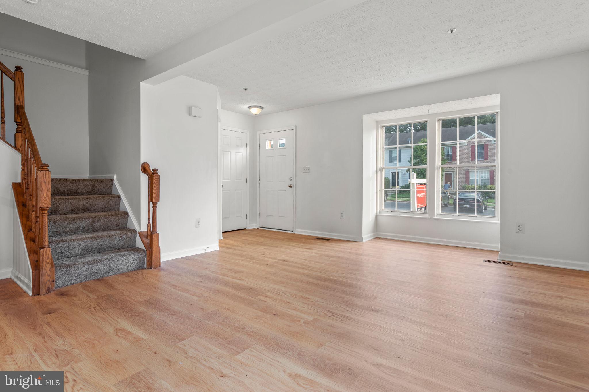 FOX CHASE - Residential