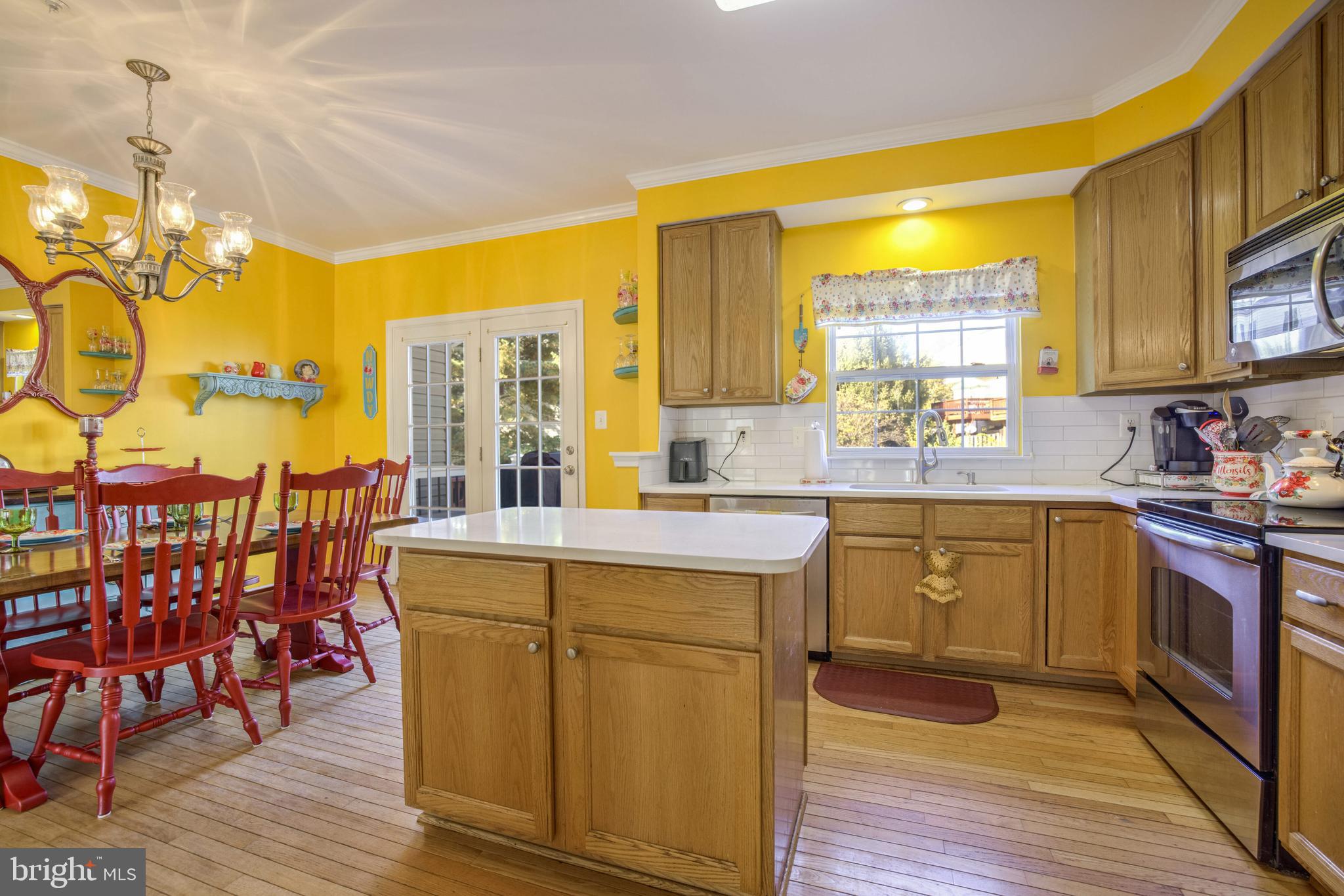 CLOVERLEAF - Residential