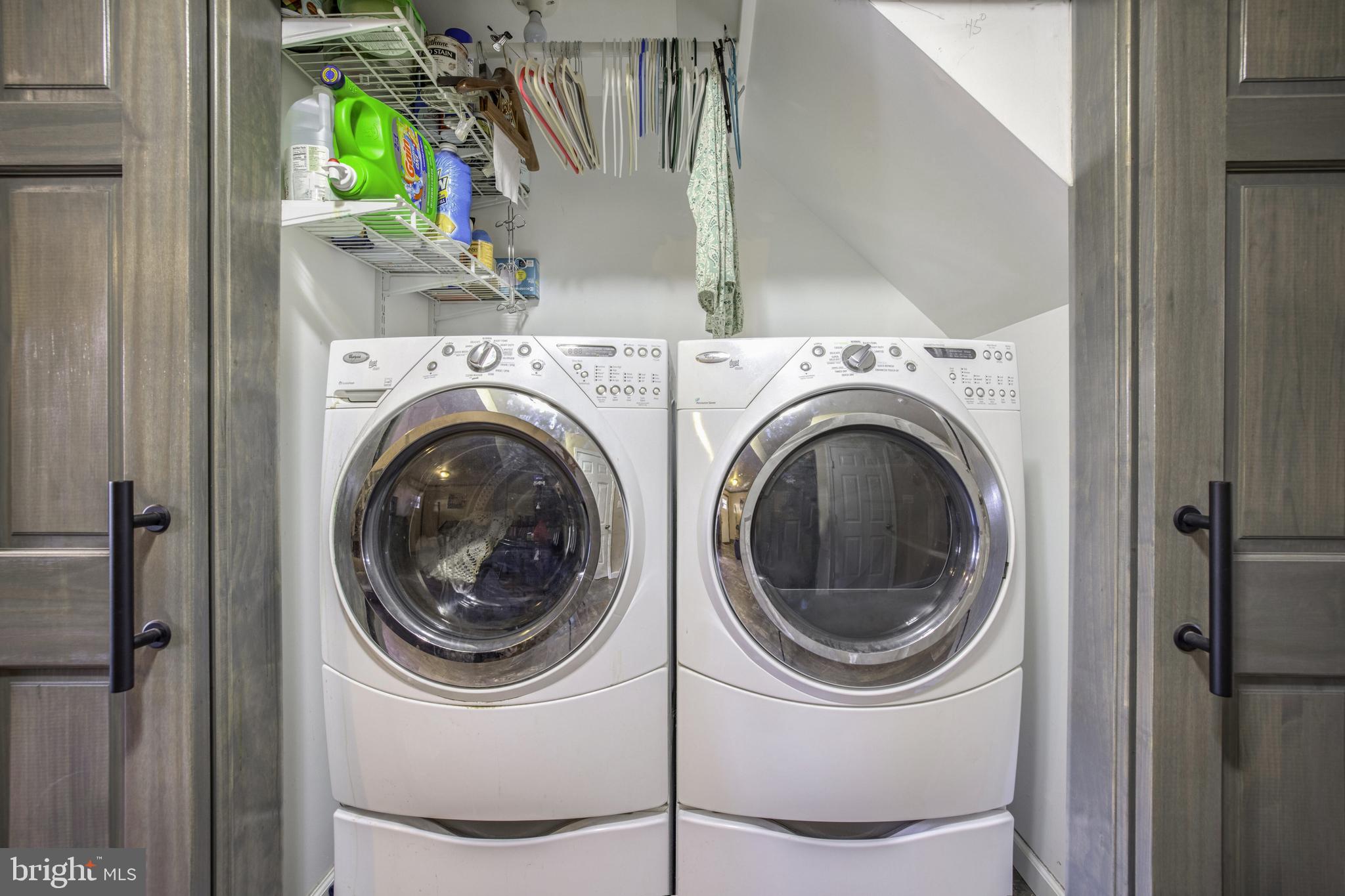 CLOVERLEAF - Residential