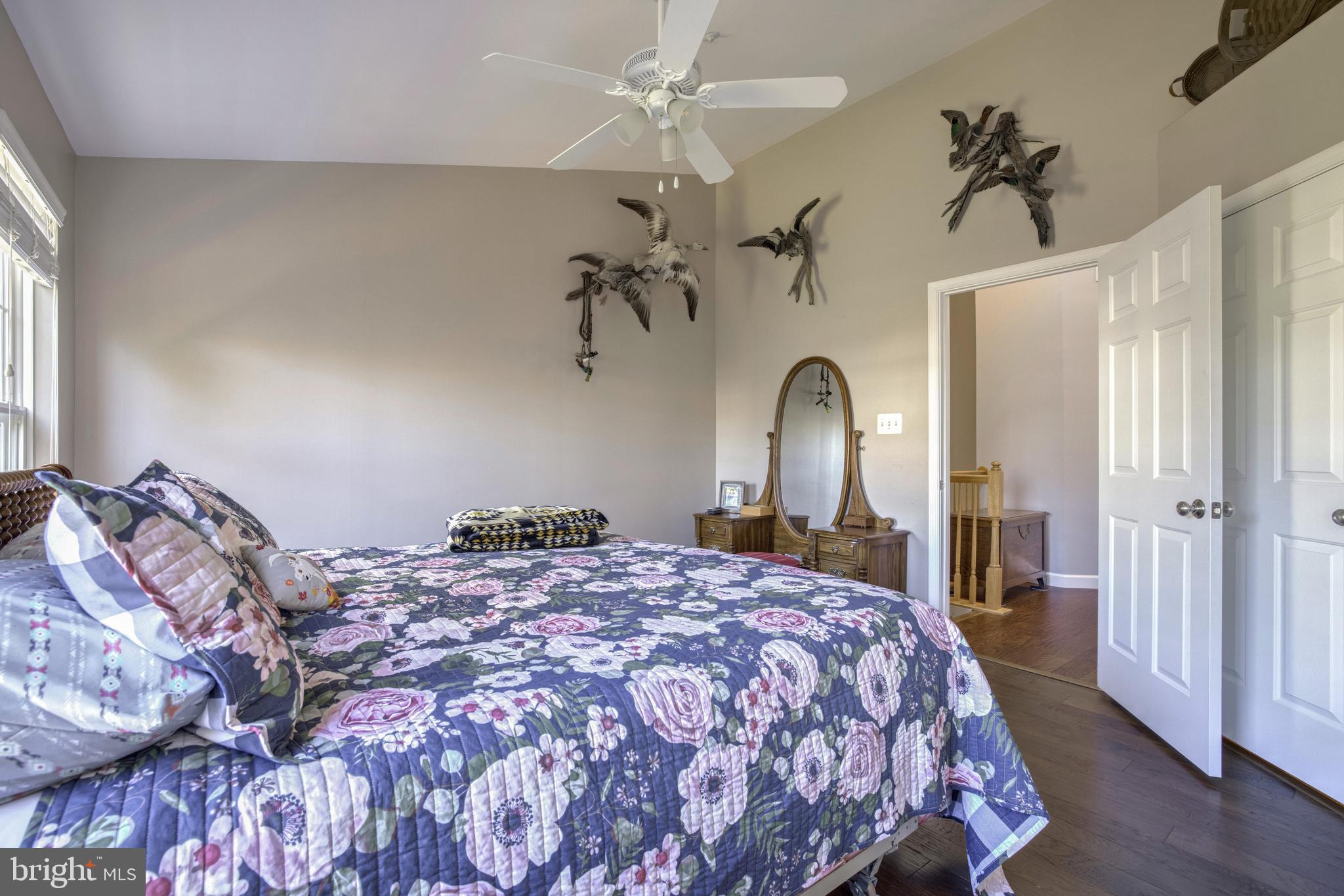 CLOVERLEAF - Residential