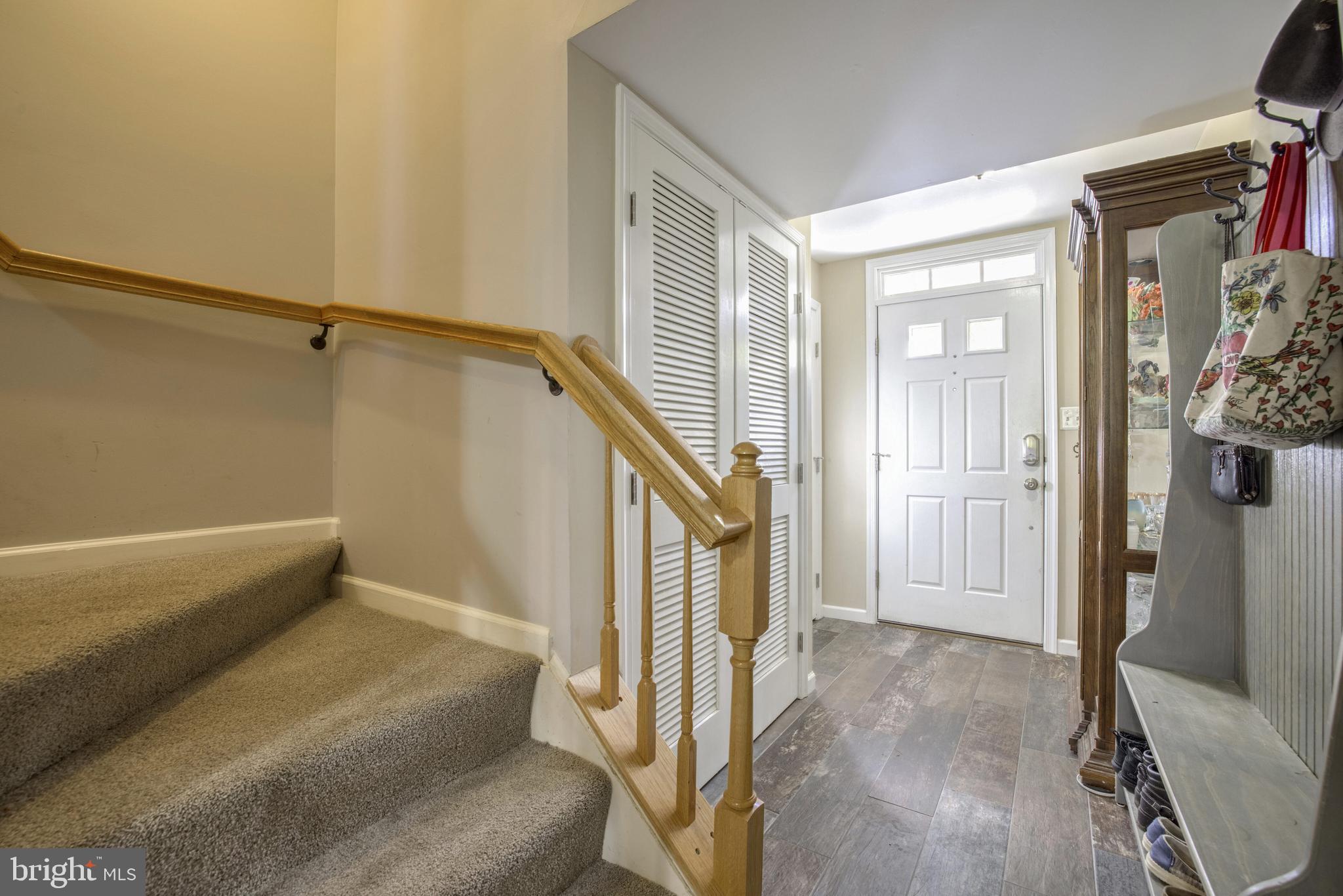 CLOVERLEAF - Residential