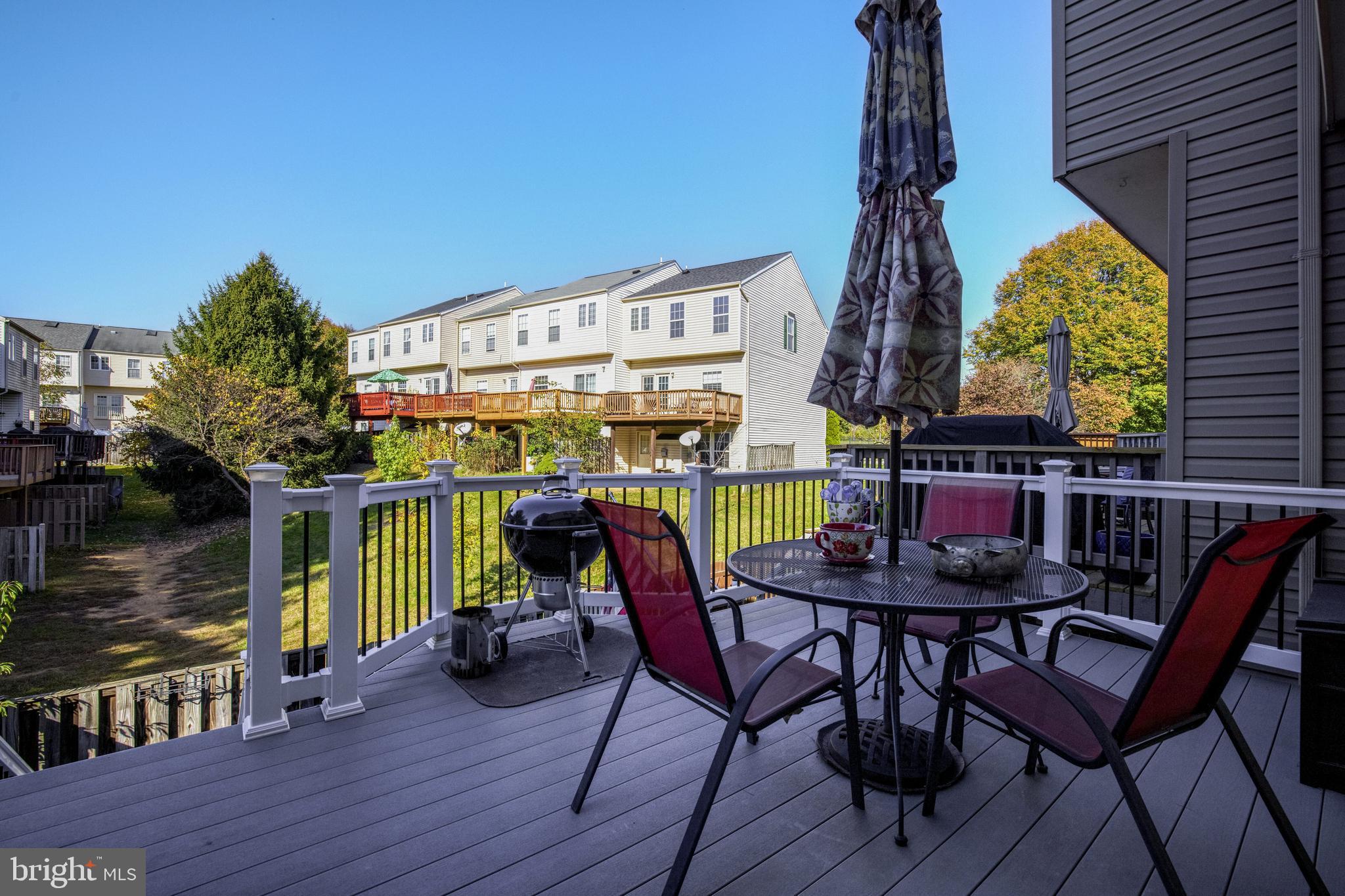 CLOVERLEAF - Residential