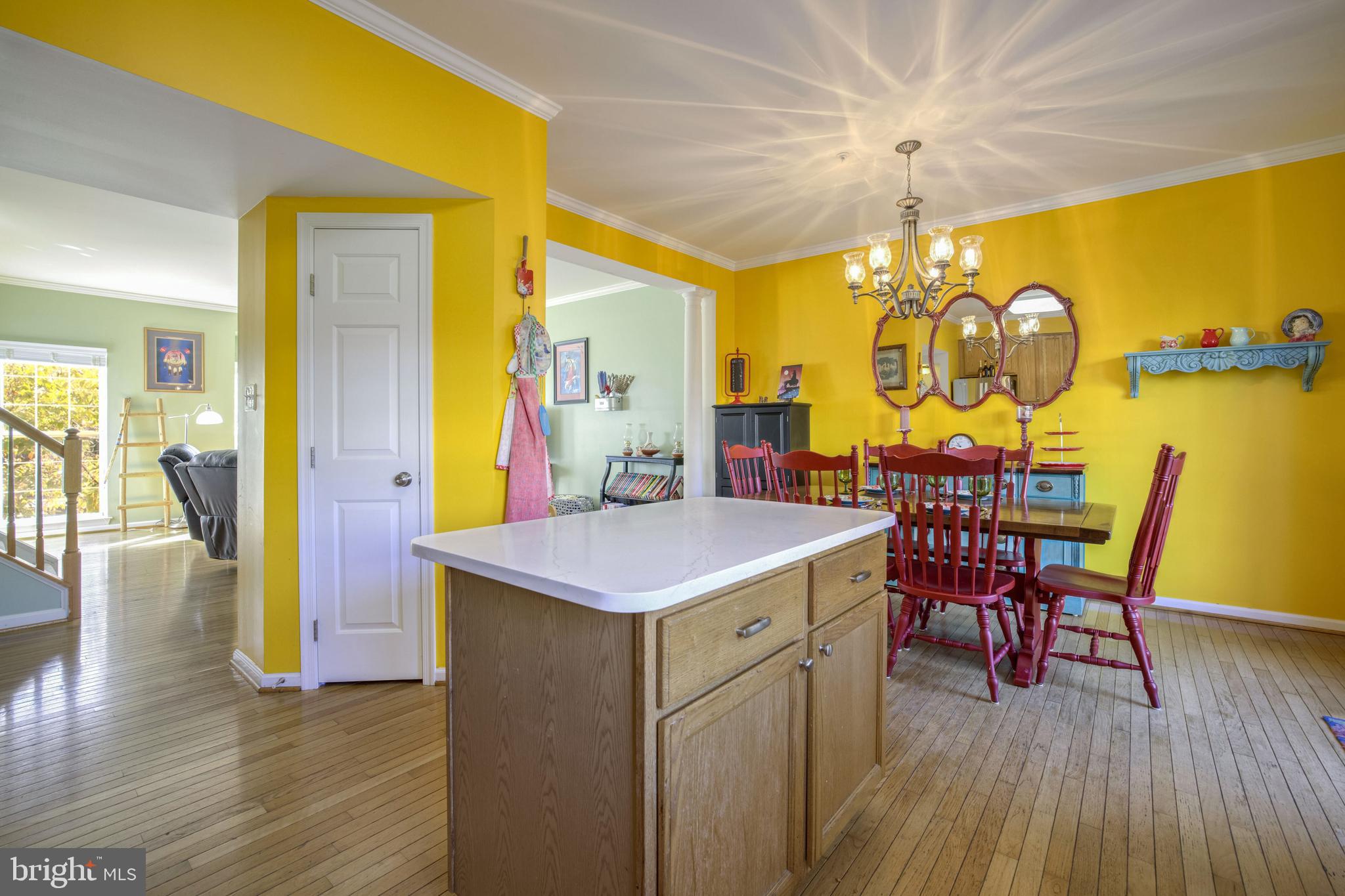 CLOVERLEAF - Residential