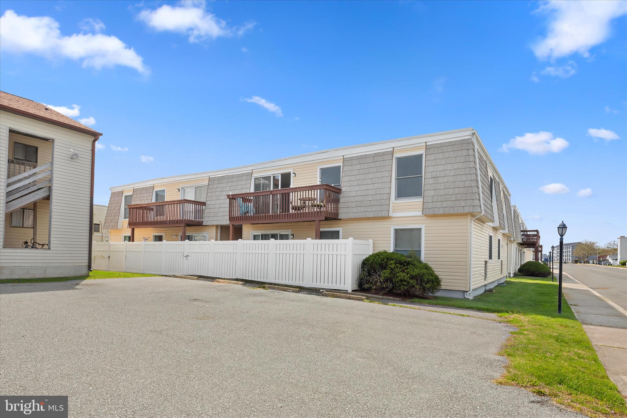 GULLWAY VILLA - Residential